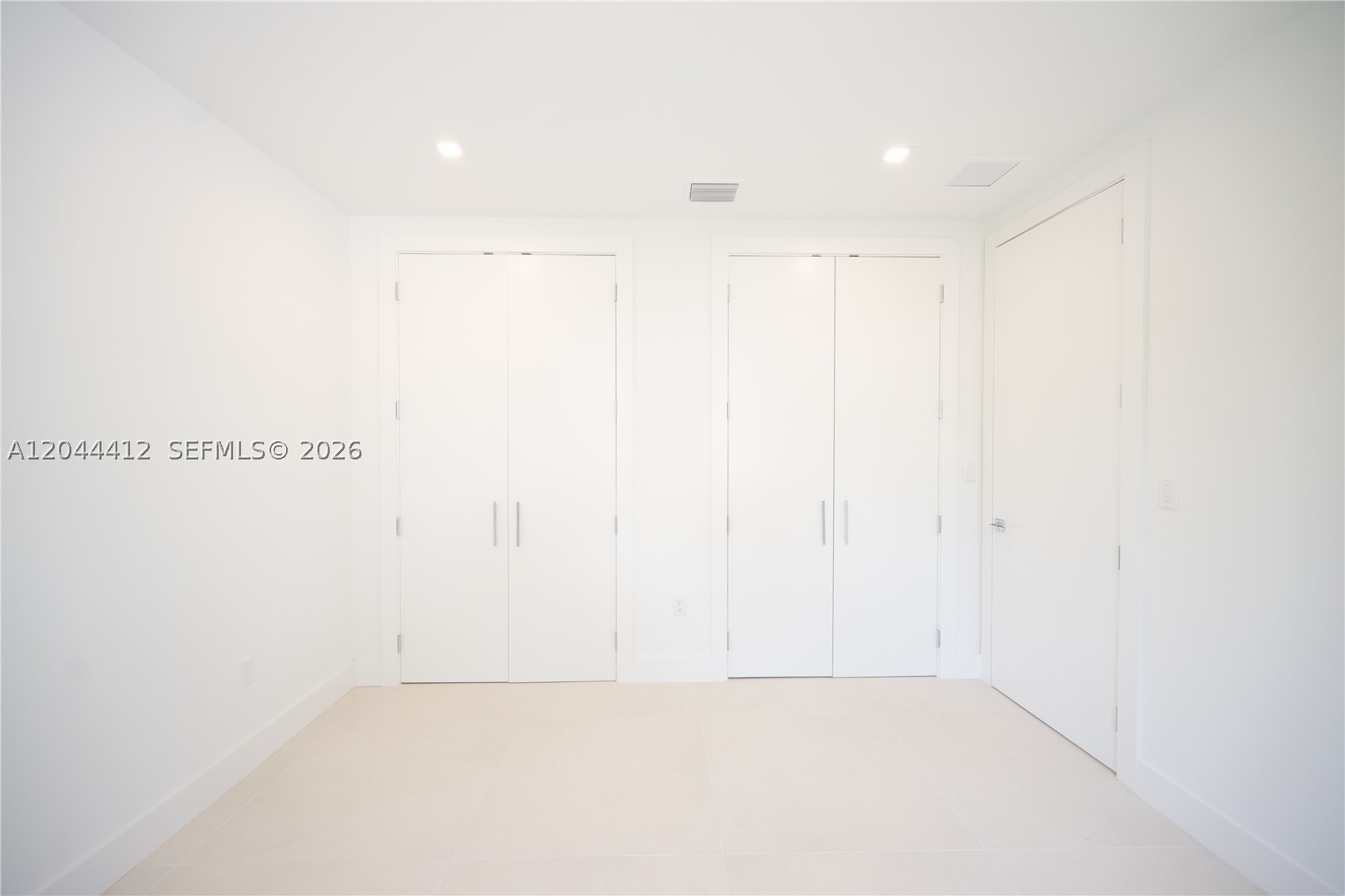DORAL PALMS SOUTH - Residential