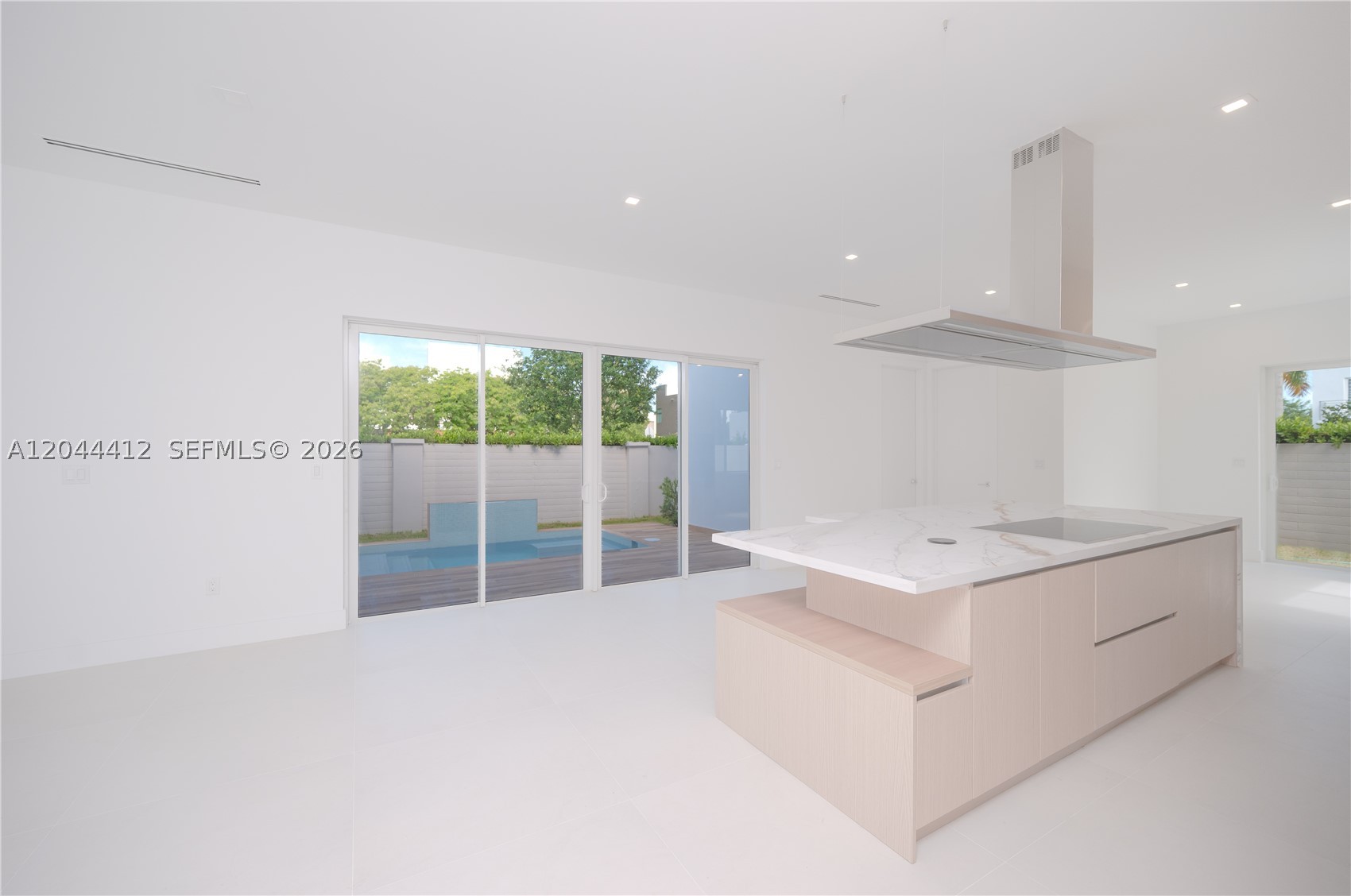 DORAL PALMS SOUTH - Residential