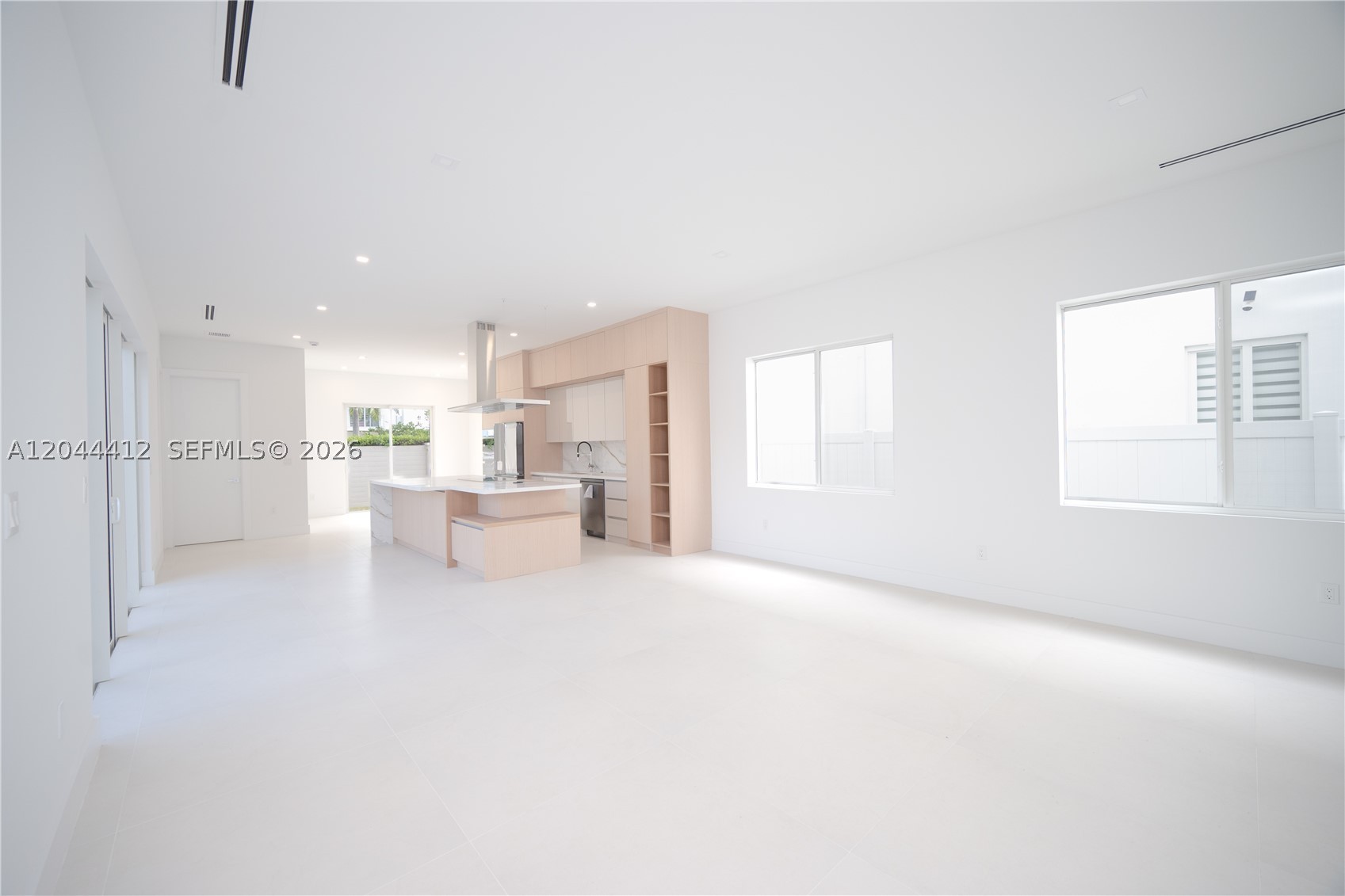 DORAL PALMS SOUTH - Residential