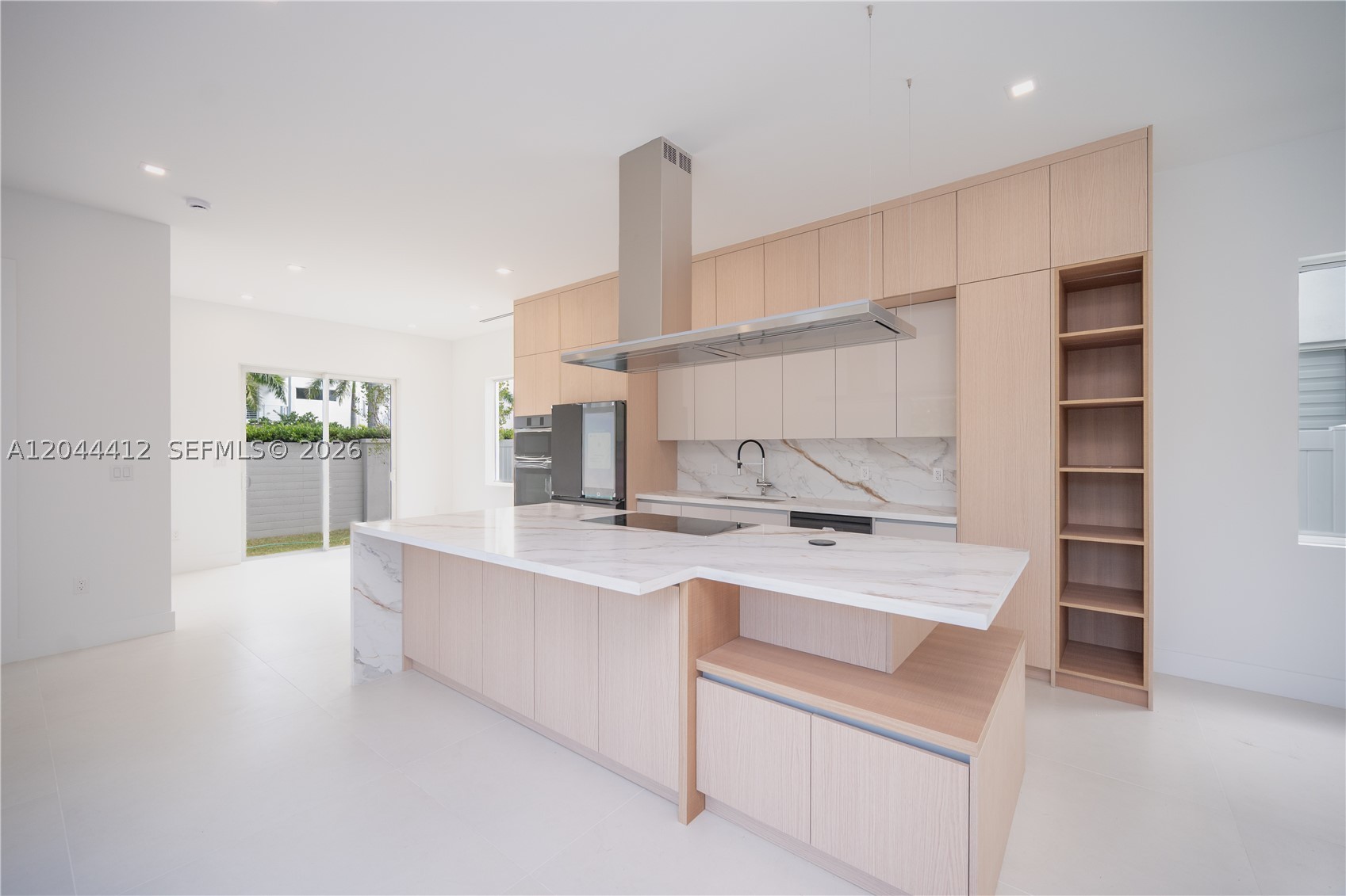 DORAL PALMS SOUTH - Residential