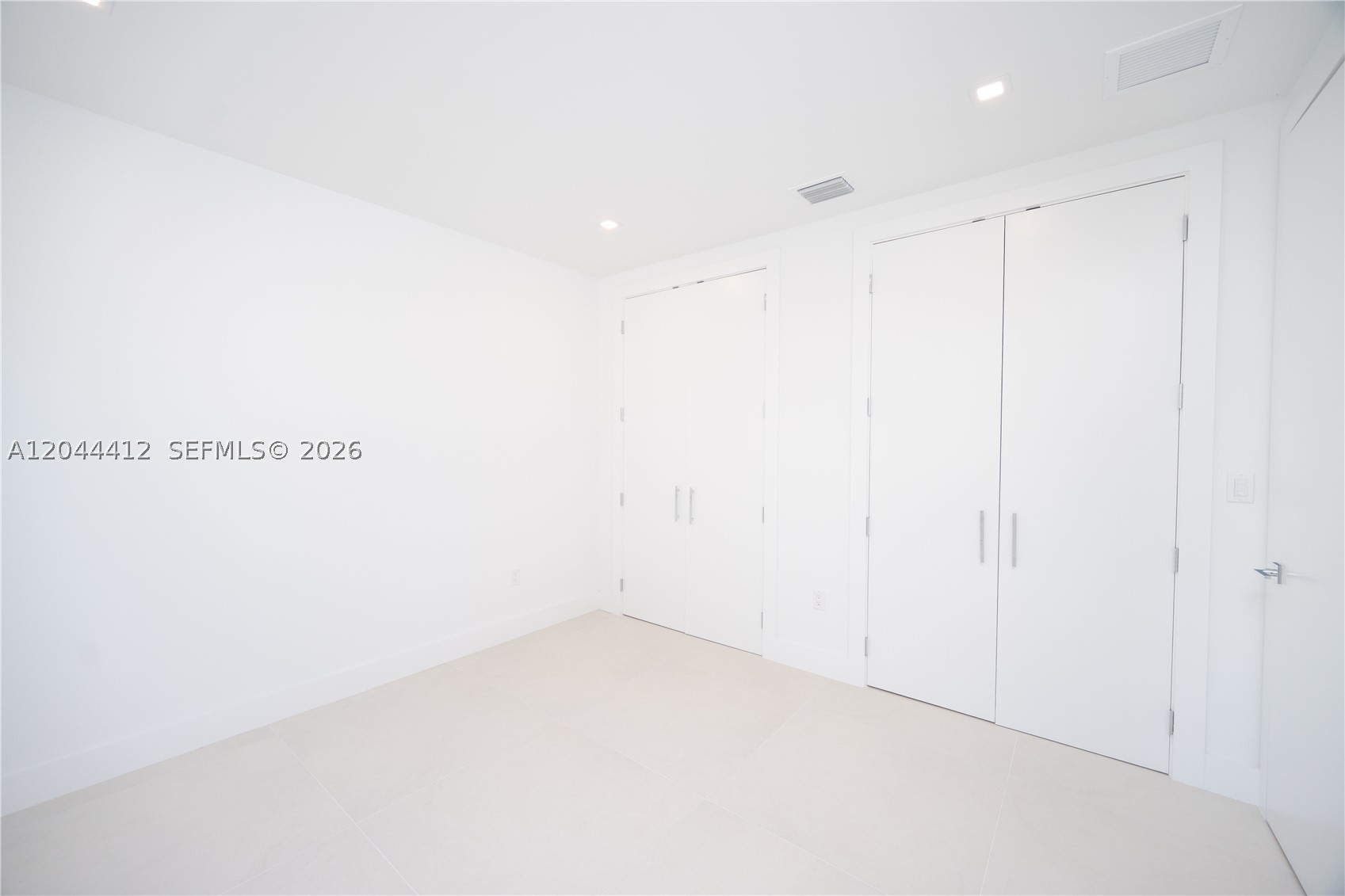 DORAL PALMS SOUTH - Residential