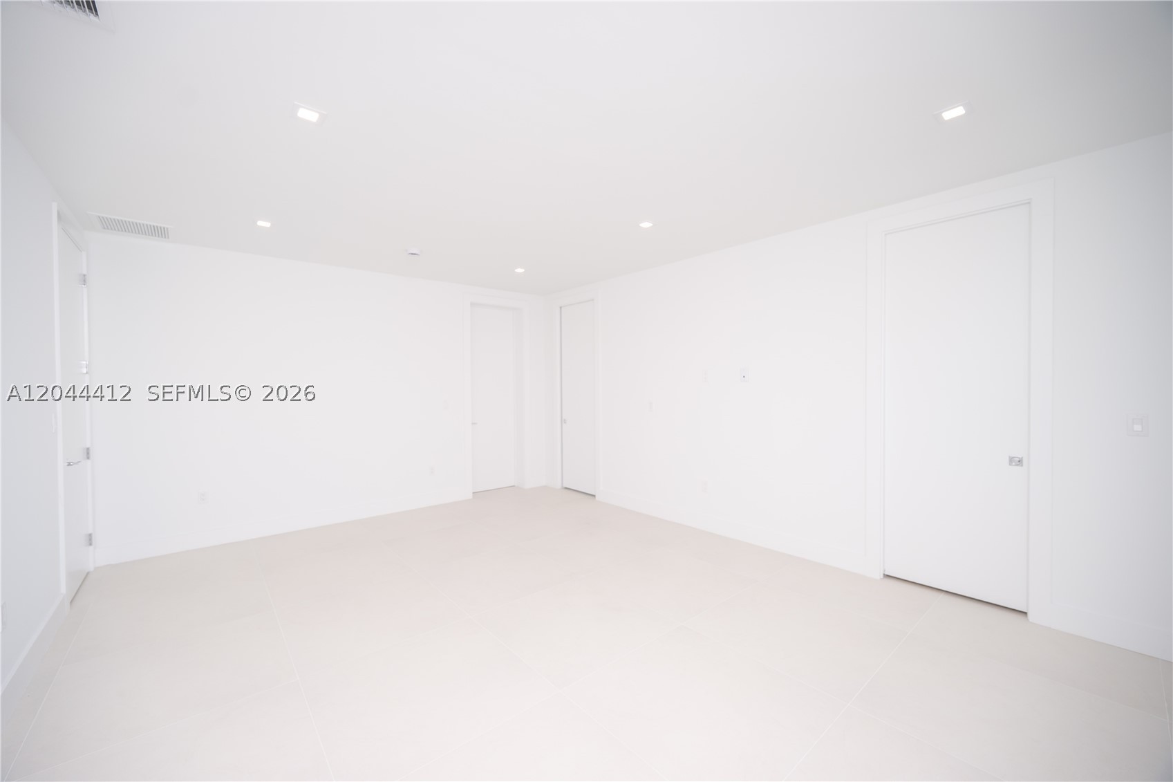 DORAL PALMS SOUTH - Residential