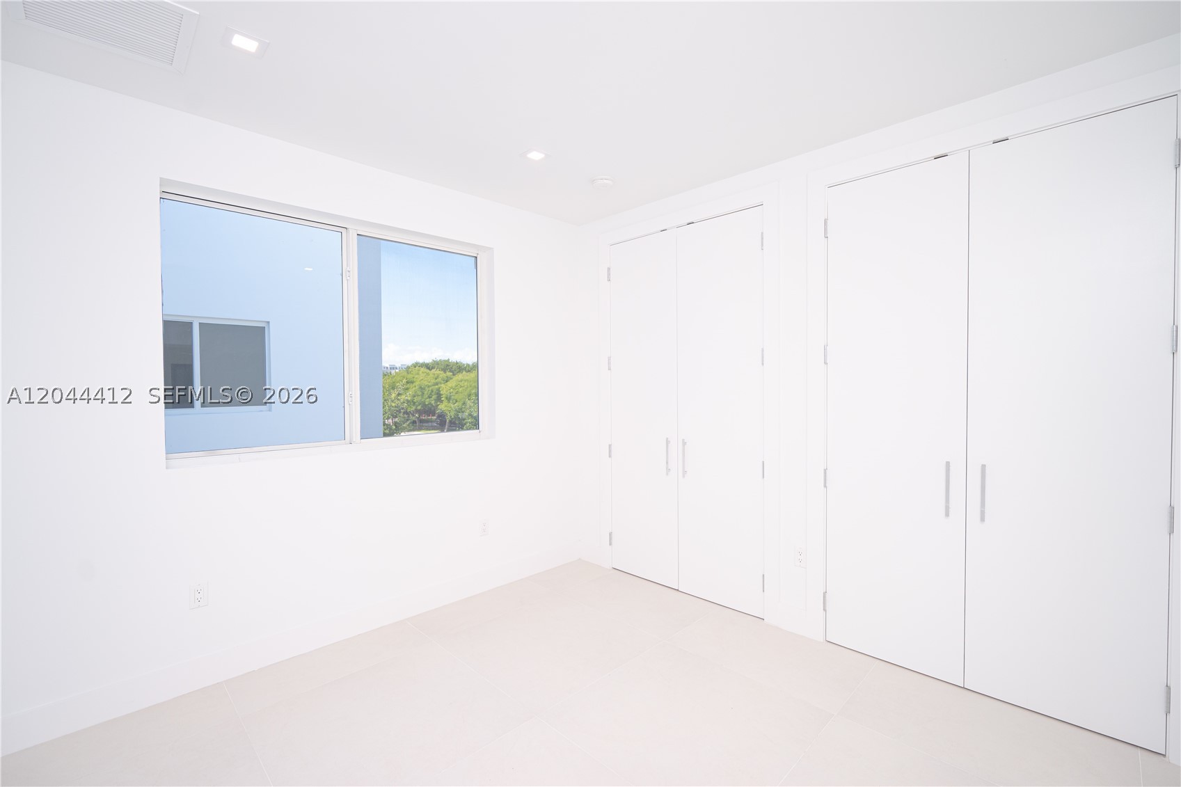 DORAL PALMS SOUTH - Residential