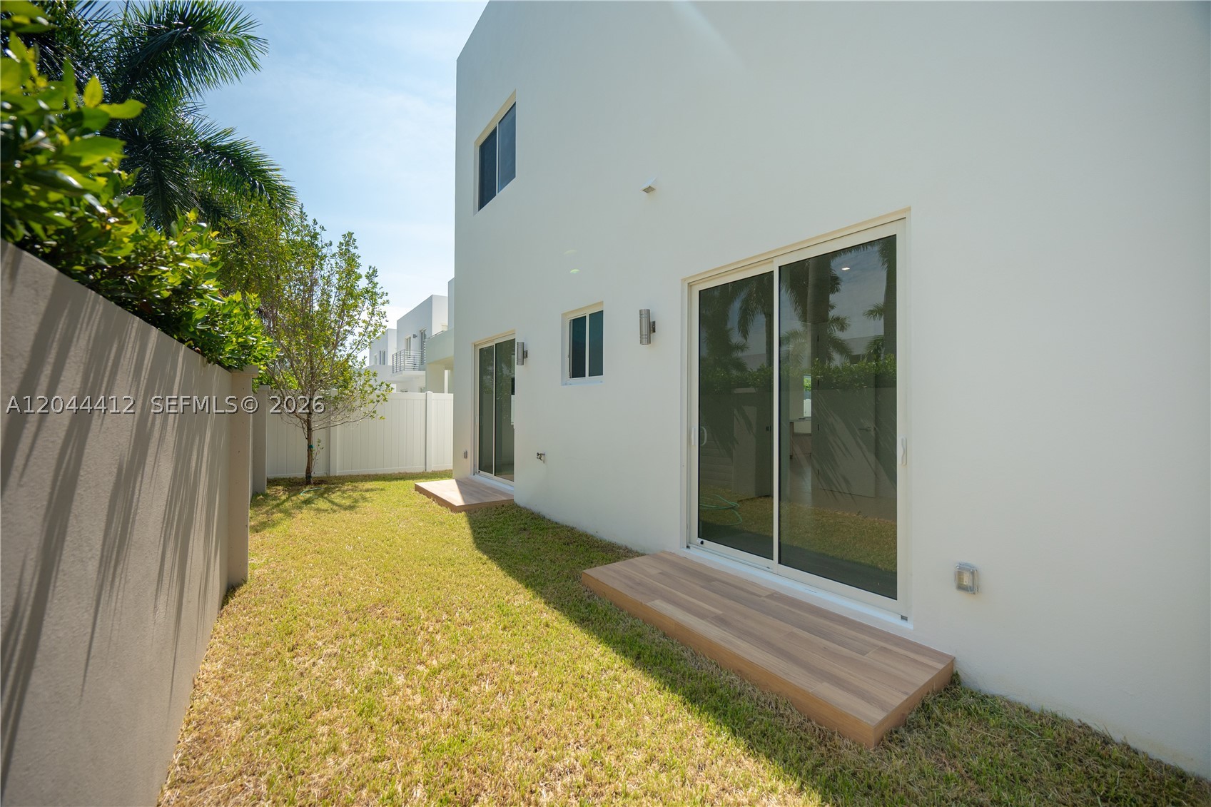 DORAL PALMS SOUTH - Residential