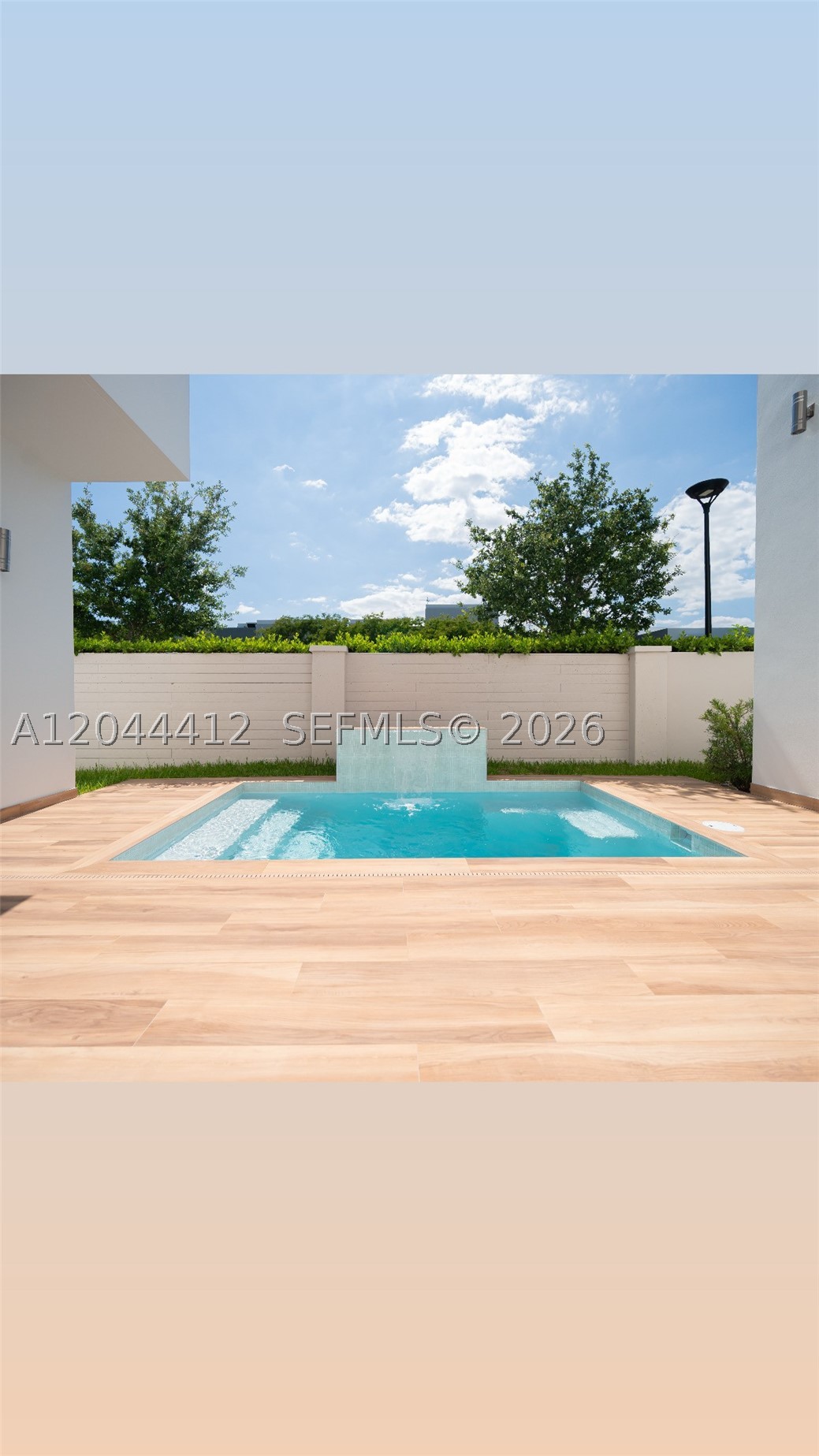 DORAL PALMS SOUTH - Residential