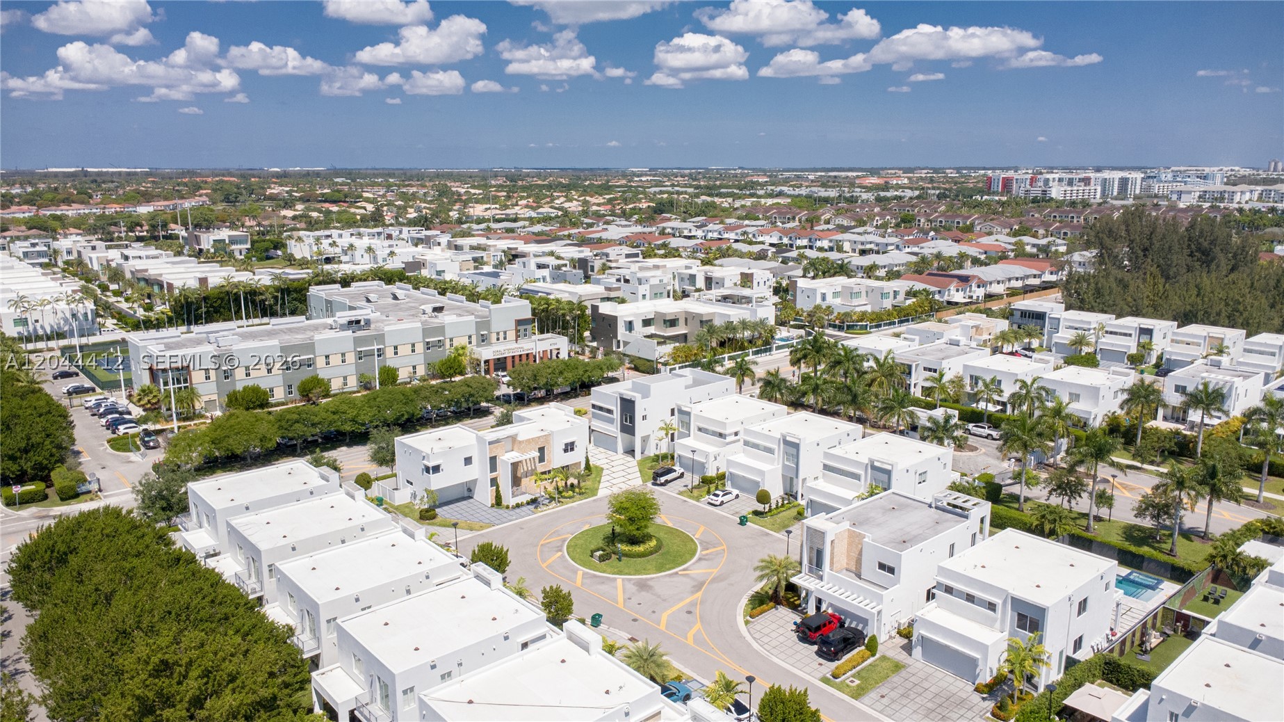 DORAL PALMS SOUTH - Residential