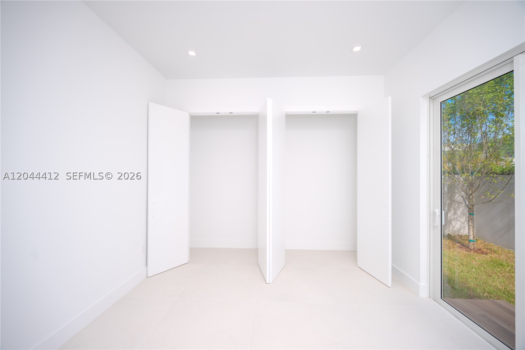 DORAL PALMS SOUTH - Residential