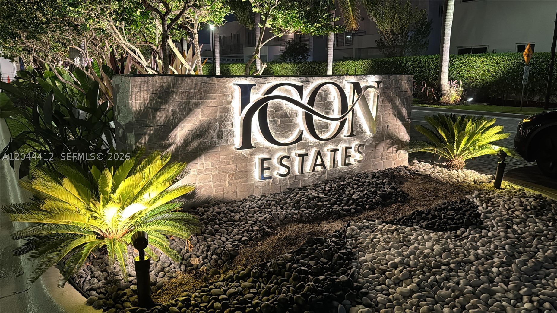 DORAL PALMS SOUTH - Residential