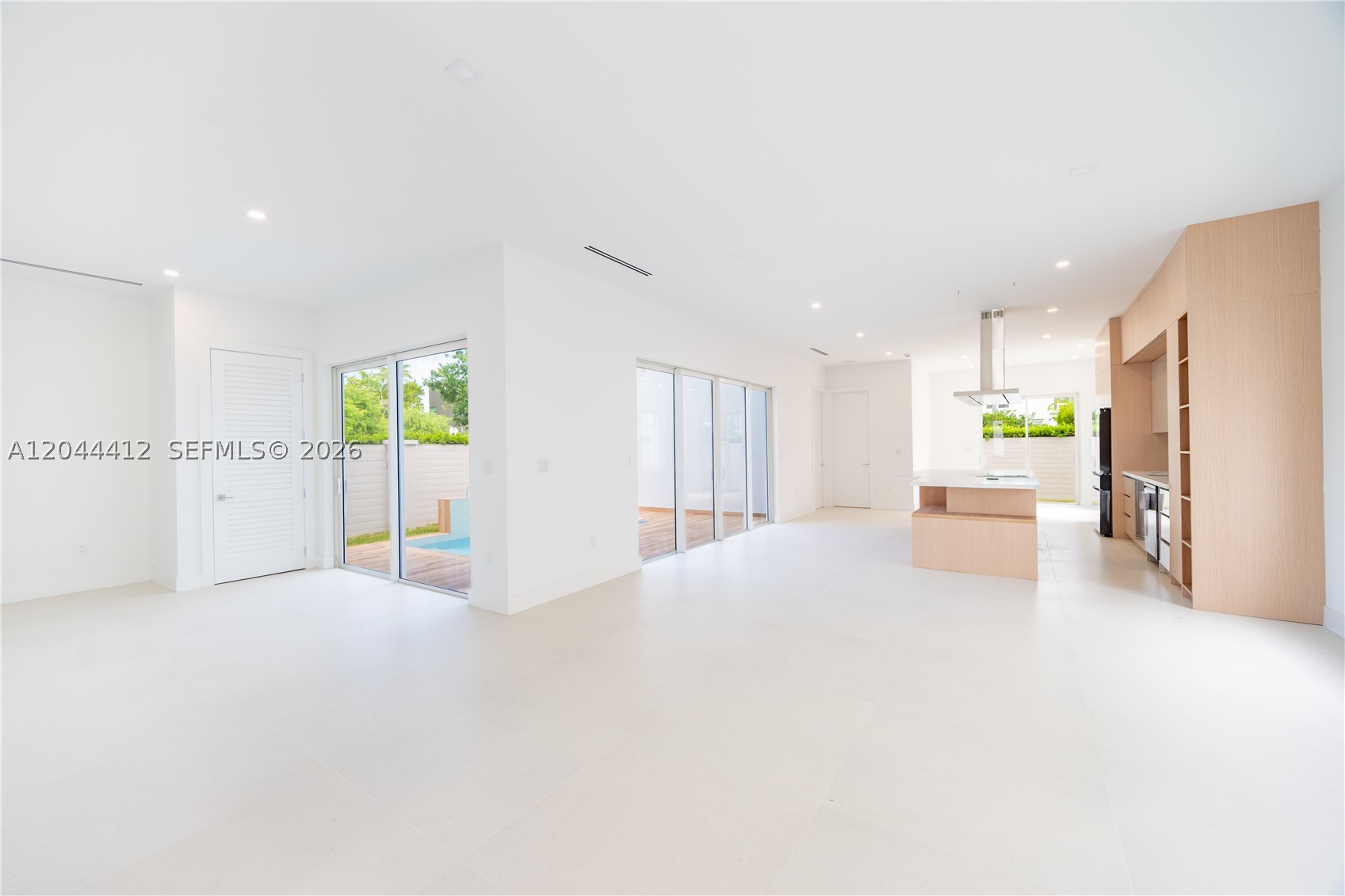 DORAL PALMS SOUTH - Residential