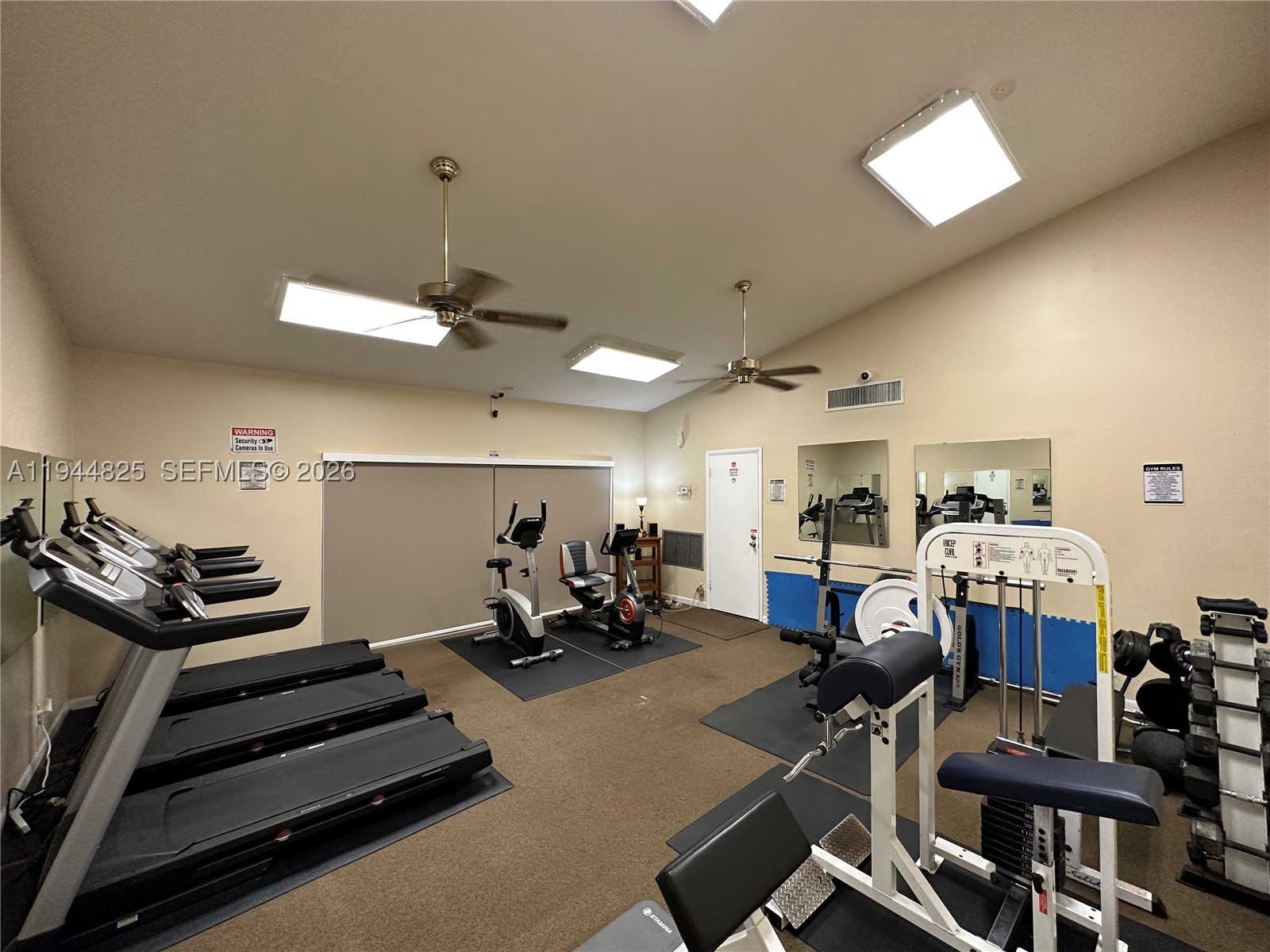 LAGO WEST CONDOMINIUM - Residential
