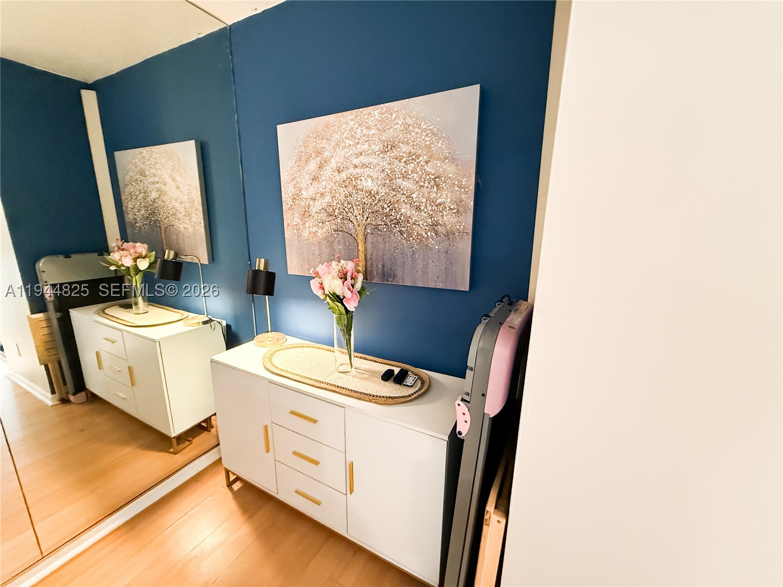 LAGO WEST CONDOMINIUM - Residential