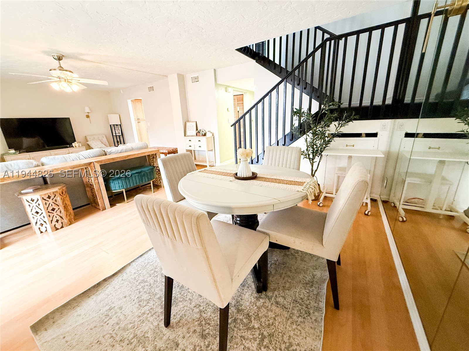 LAGO WEST CONDOMINIUM - Residential