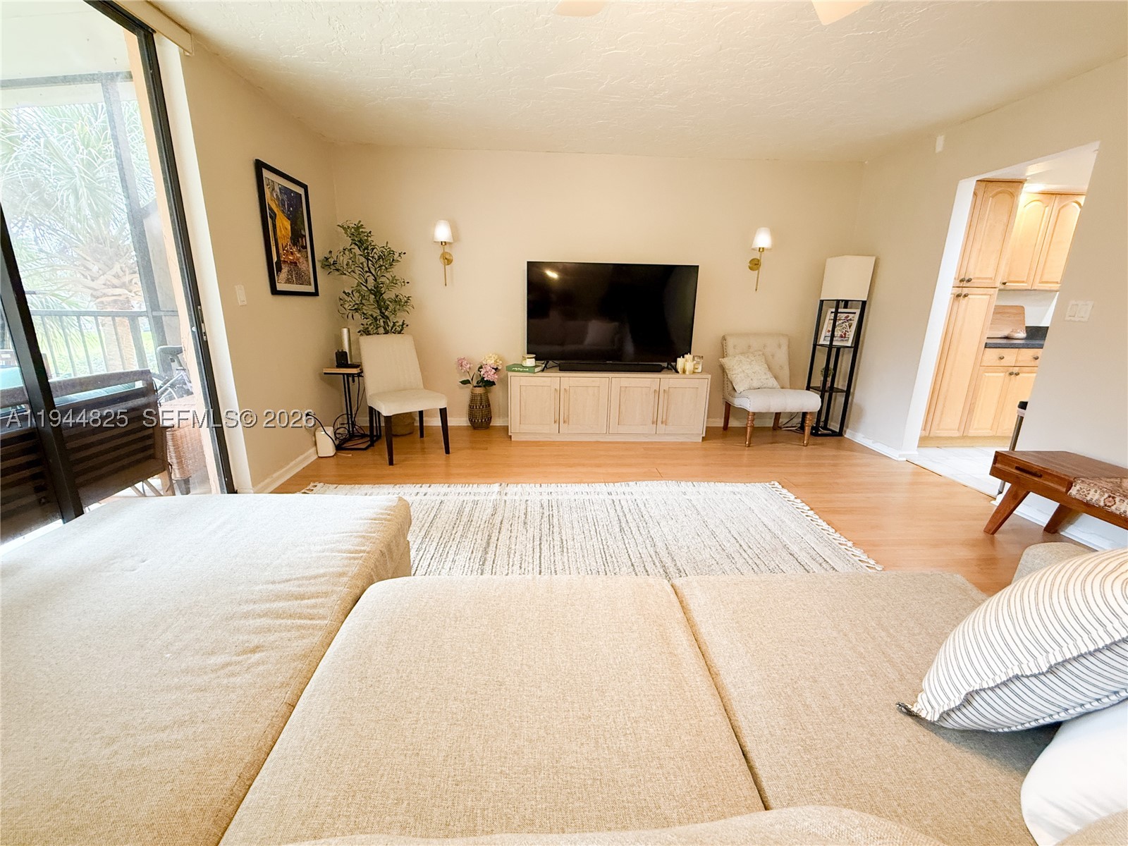 LAGO WEST CONDOMINIUM - Residential