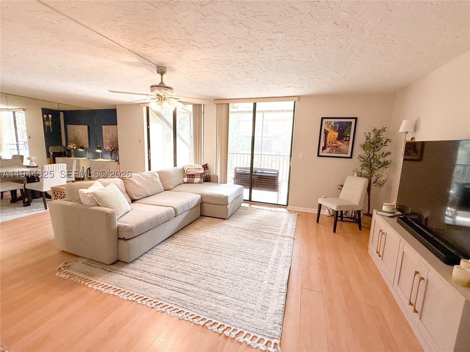 LAGO WEST CONDOMINIUM - Residential