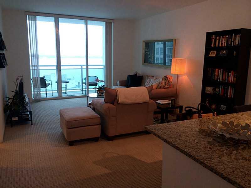 THE PLAZA 901 BRICKELL CO - Residential Lease