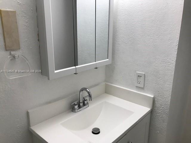 ST ANDREWS COURT CONDO - Residential Lease