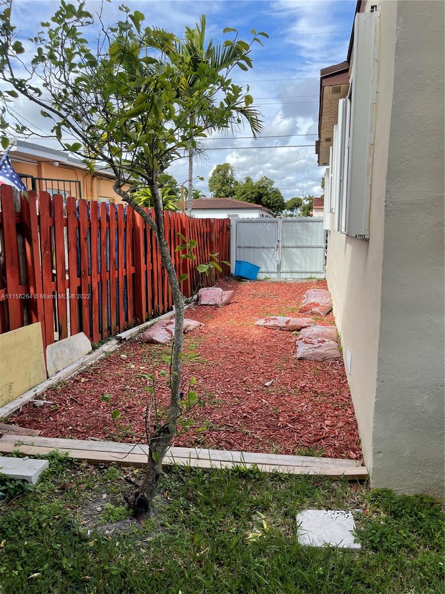 TWELFTH ST MANORS - Residential Lease