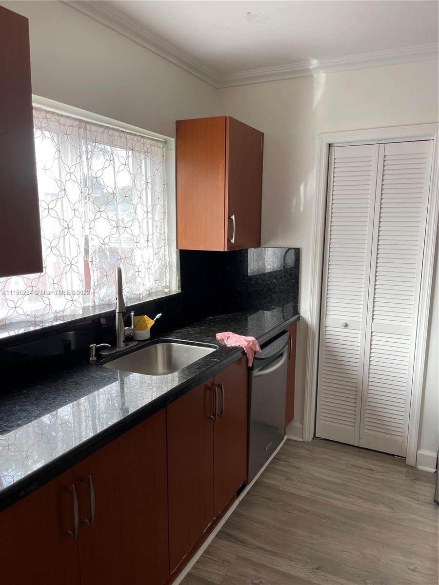 TWELFTH ST MANORS - Residential Lease