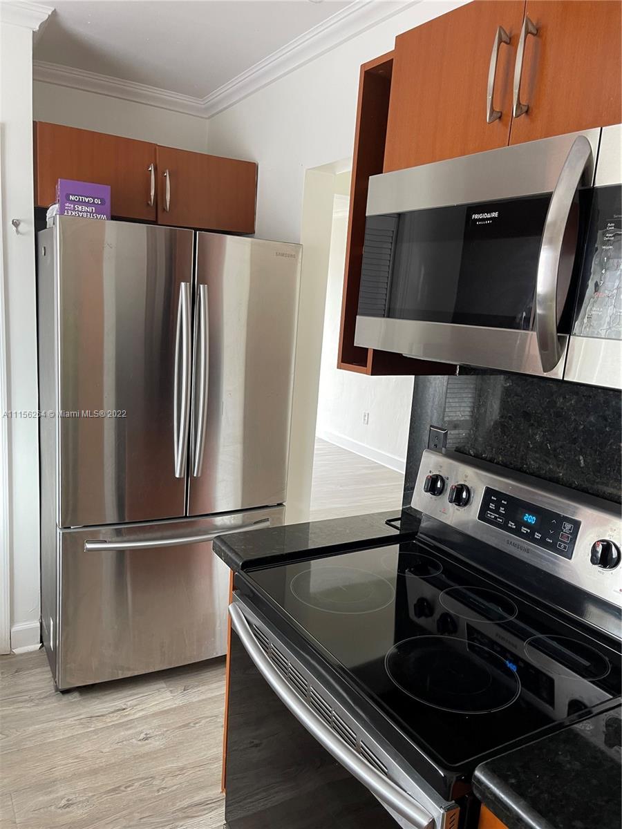 TWELFTH ST MANORS - Residential Lease