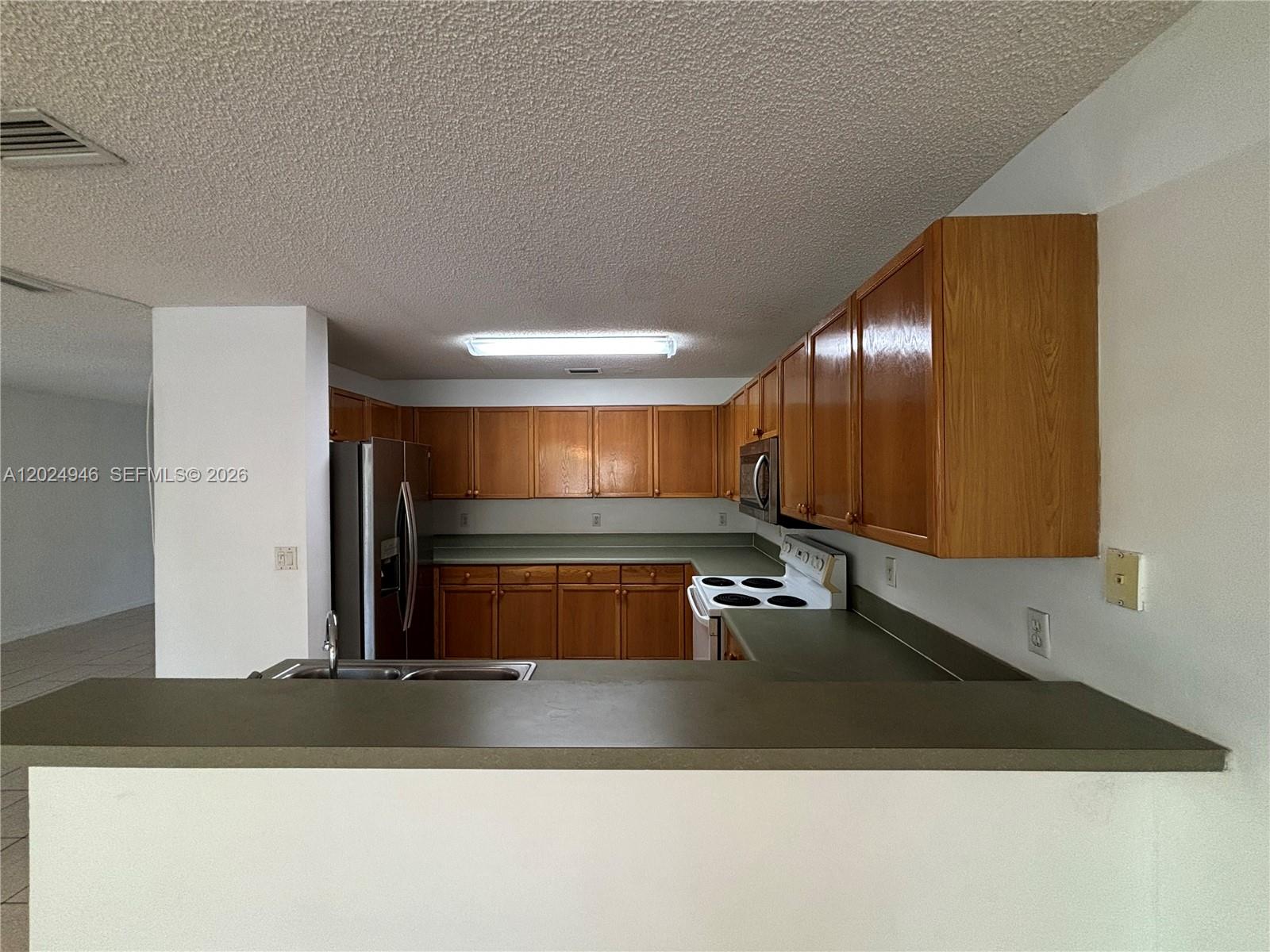 HOME DYNAMICS SUNRISE PLA - Residential Lease