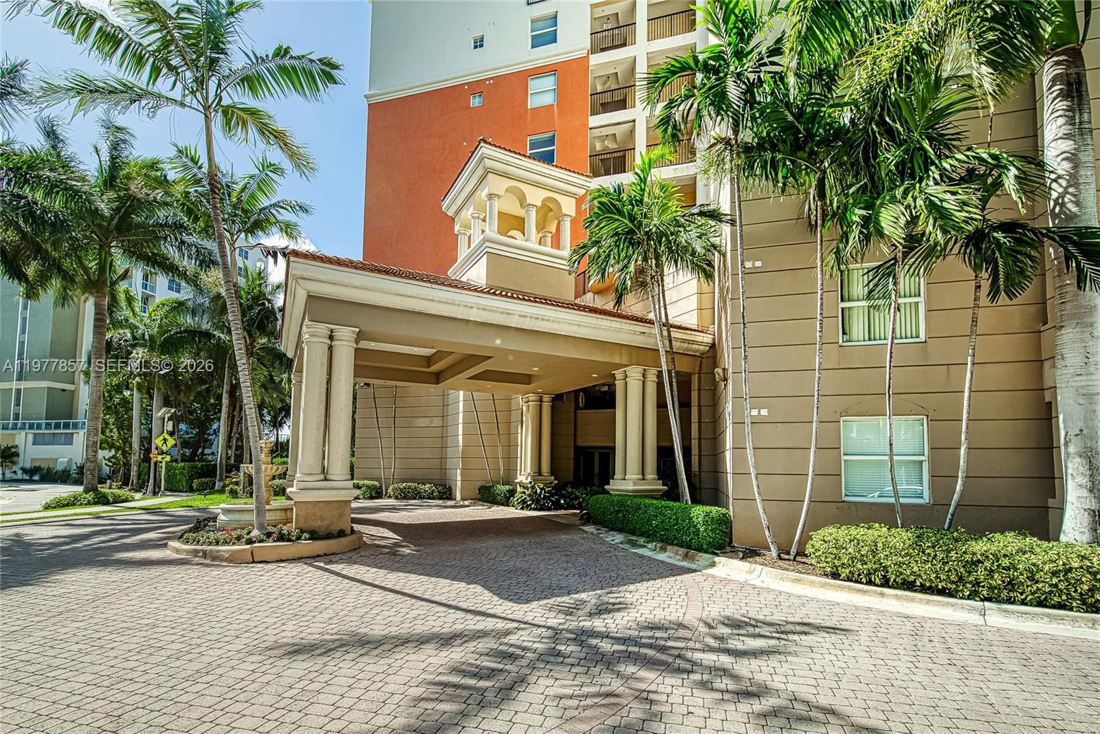 PORTO BELLAGIO CONDO - Residential