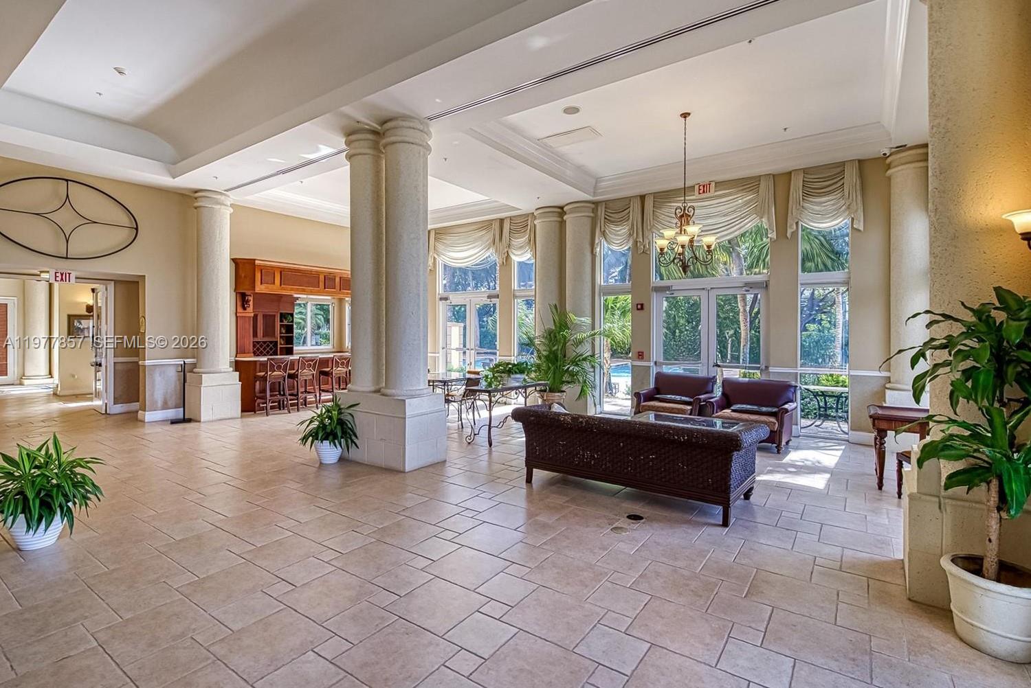 PORTO BELLAGIO CONDO - Residential