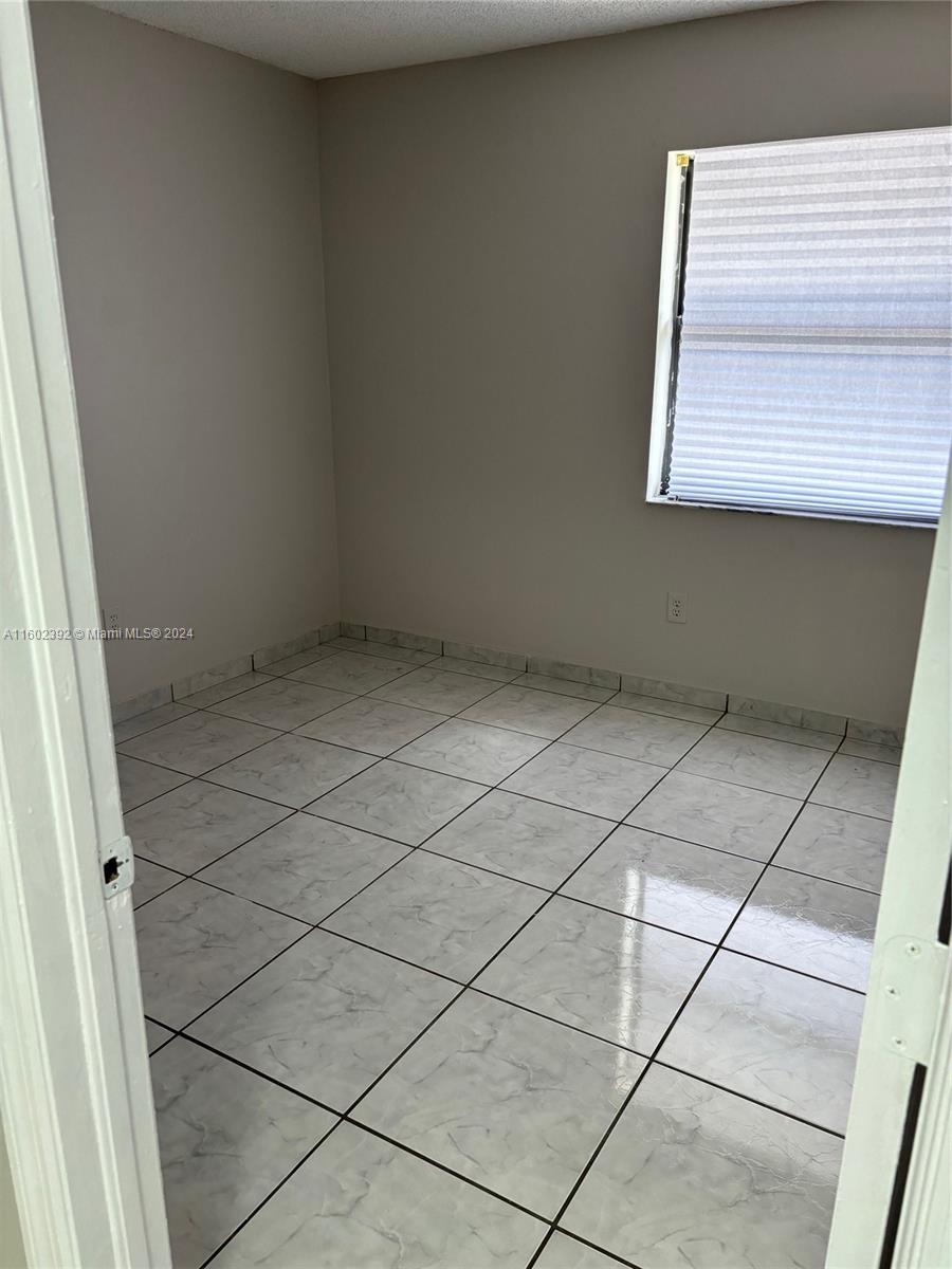 PINE NEEDLES EAST HOMES S - Residential