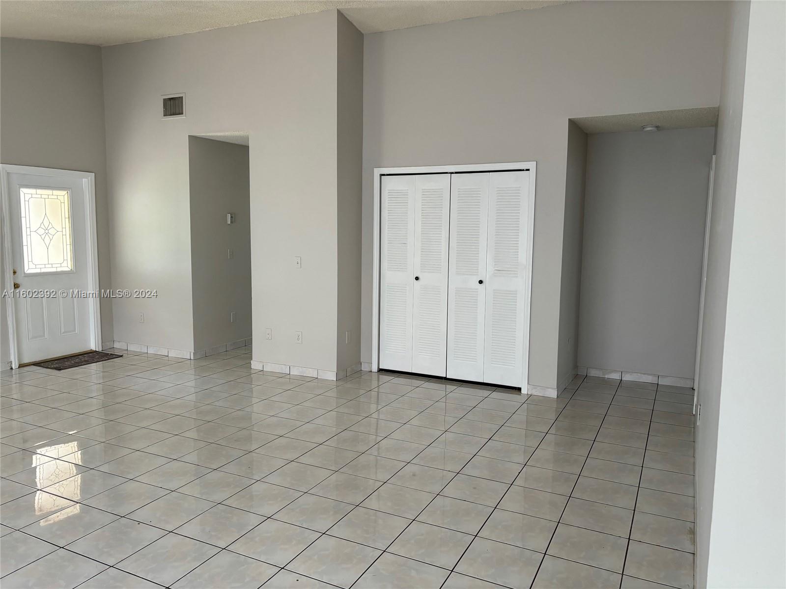PINE NEEDLES EAST HOMES S - Residential