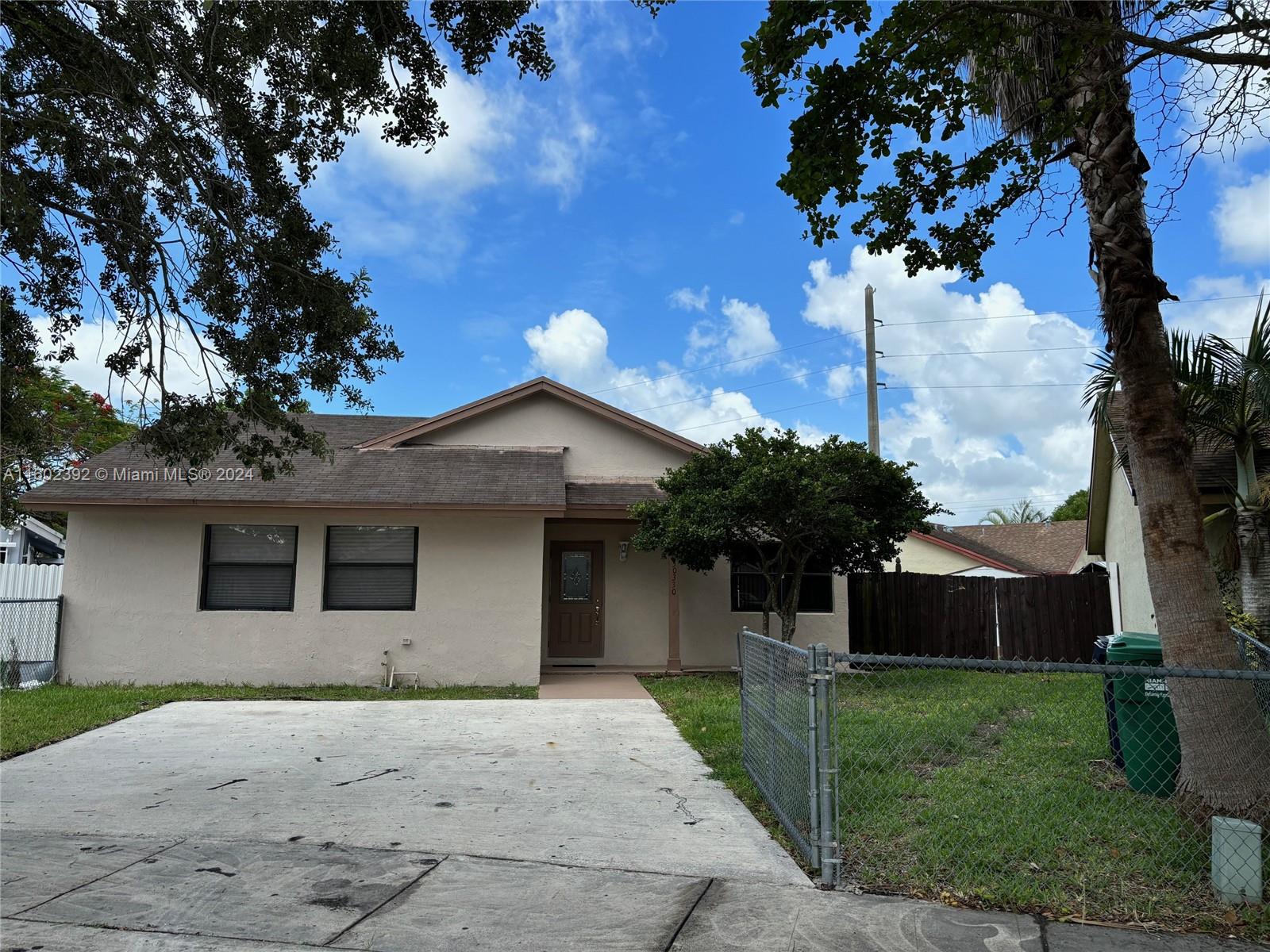 PINE NEEDLES EAST HOMES S - Residential
