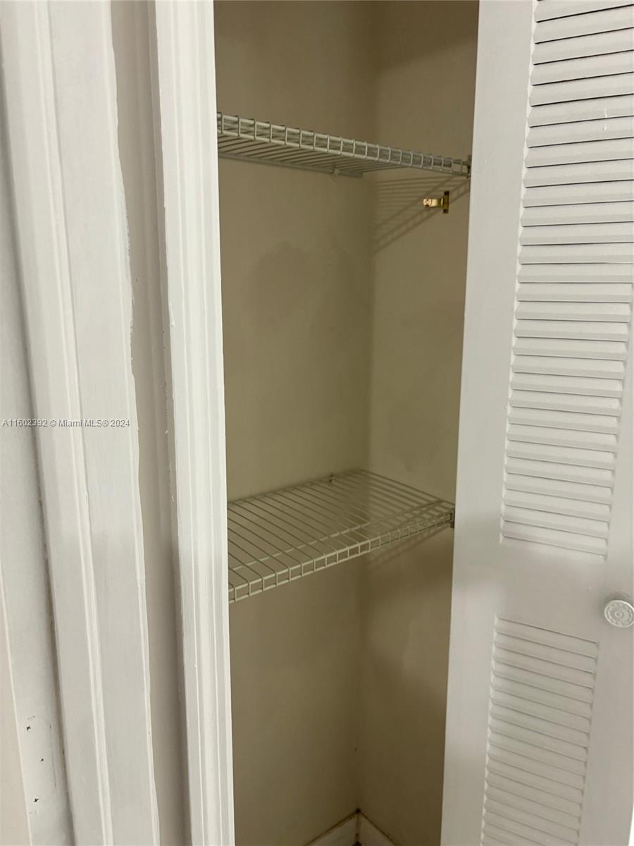 PINE NEEDLES EAST HOMES S - Residential
