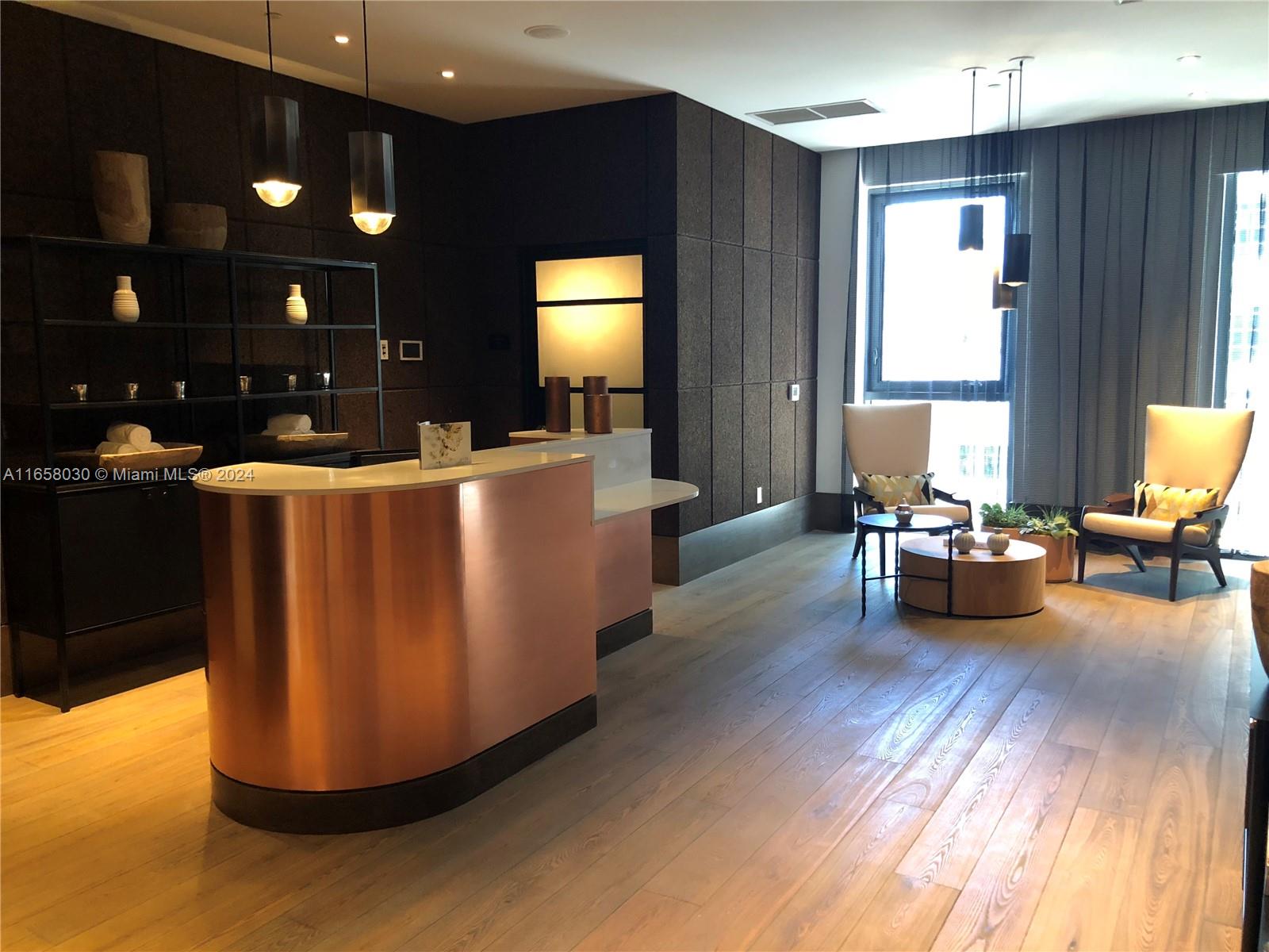 3401 MIDTOWN CONDO - Residential Lease