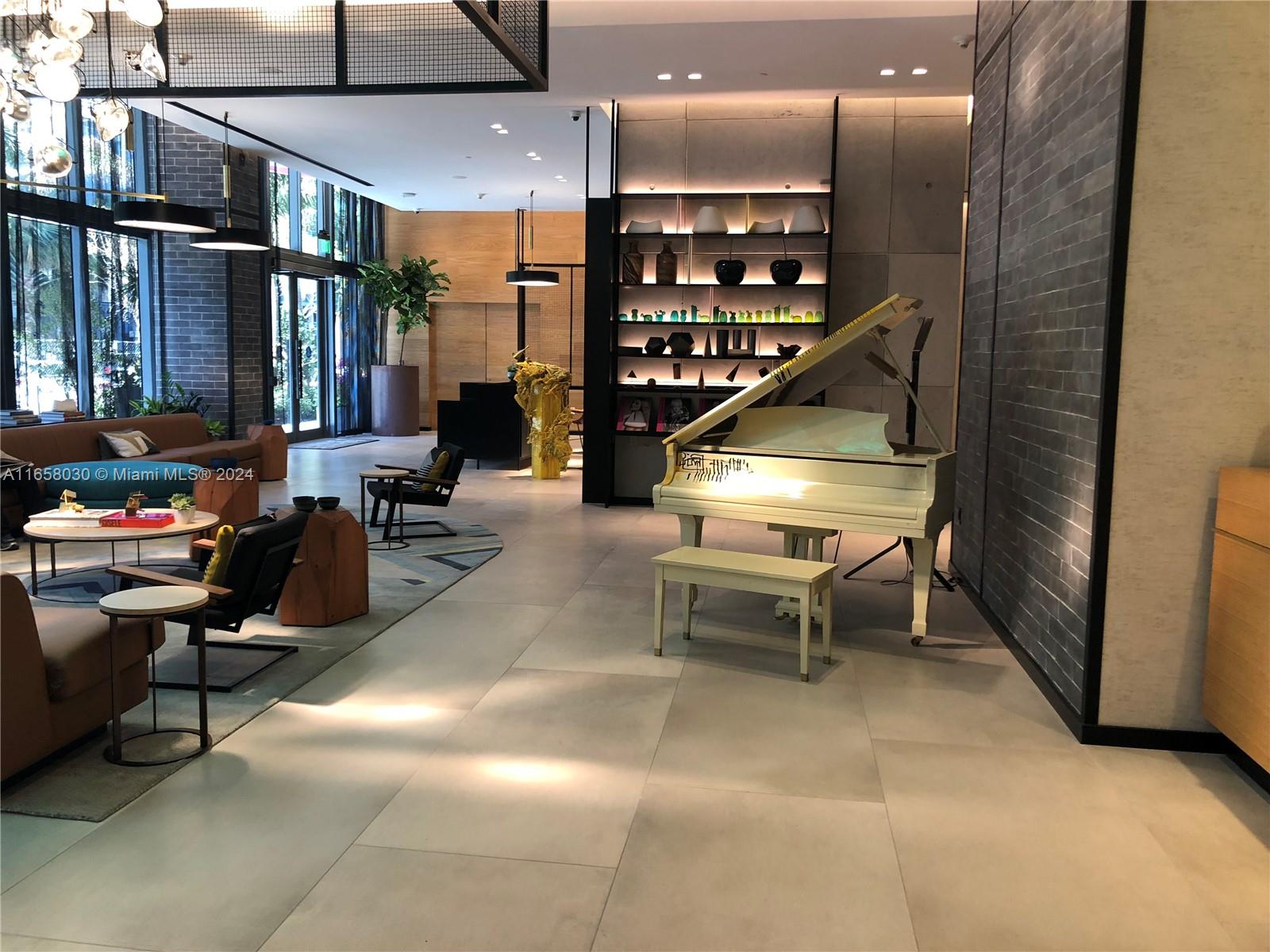 3401 MIDTOWN CONDO - Residential Lease