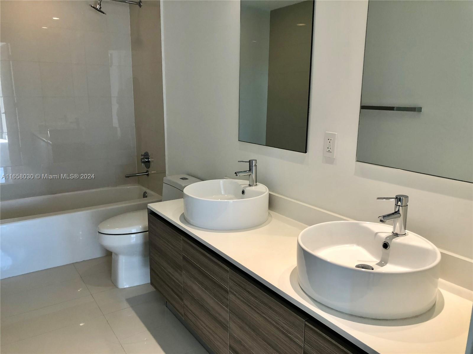3401 MIDTOWN CONDO - Residential Lease