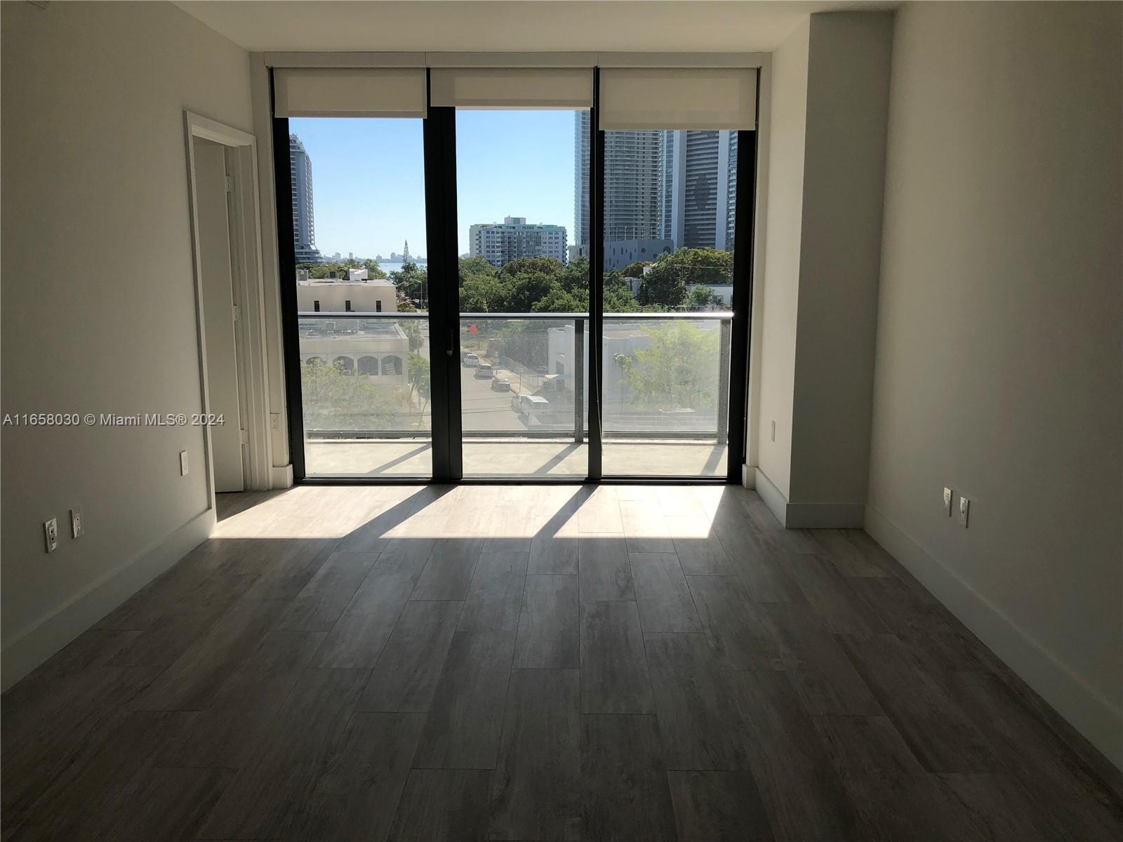 3401 MIDTOWN CONDO - Residential Lease