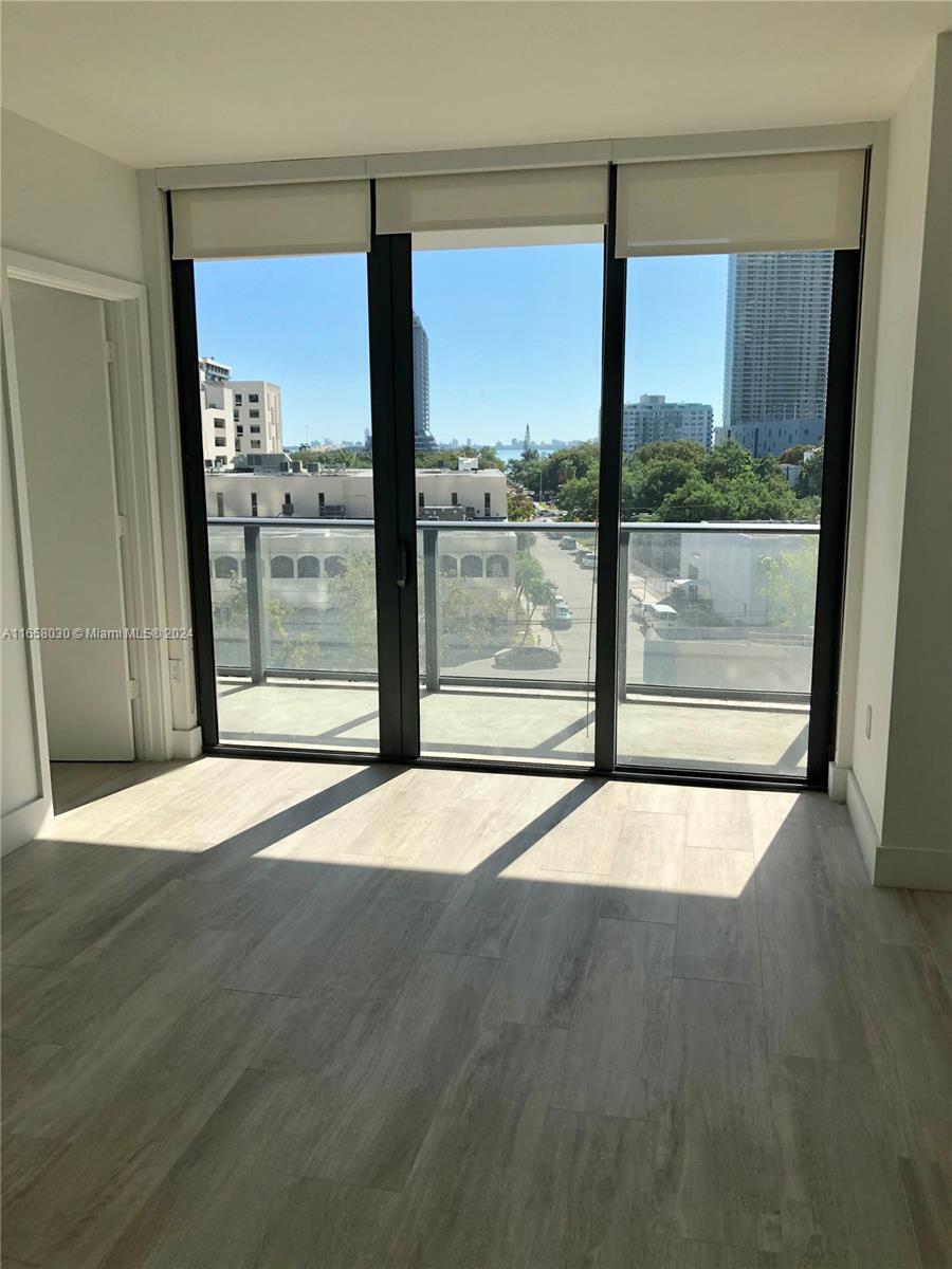 3401 MIDTOWN CONDO - Residential Lease
