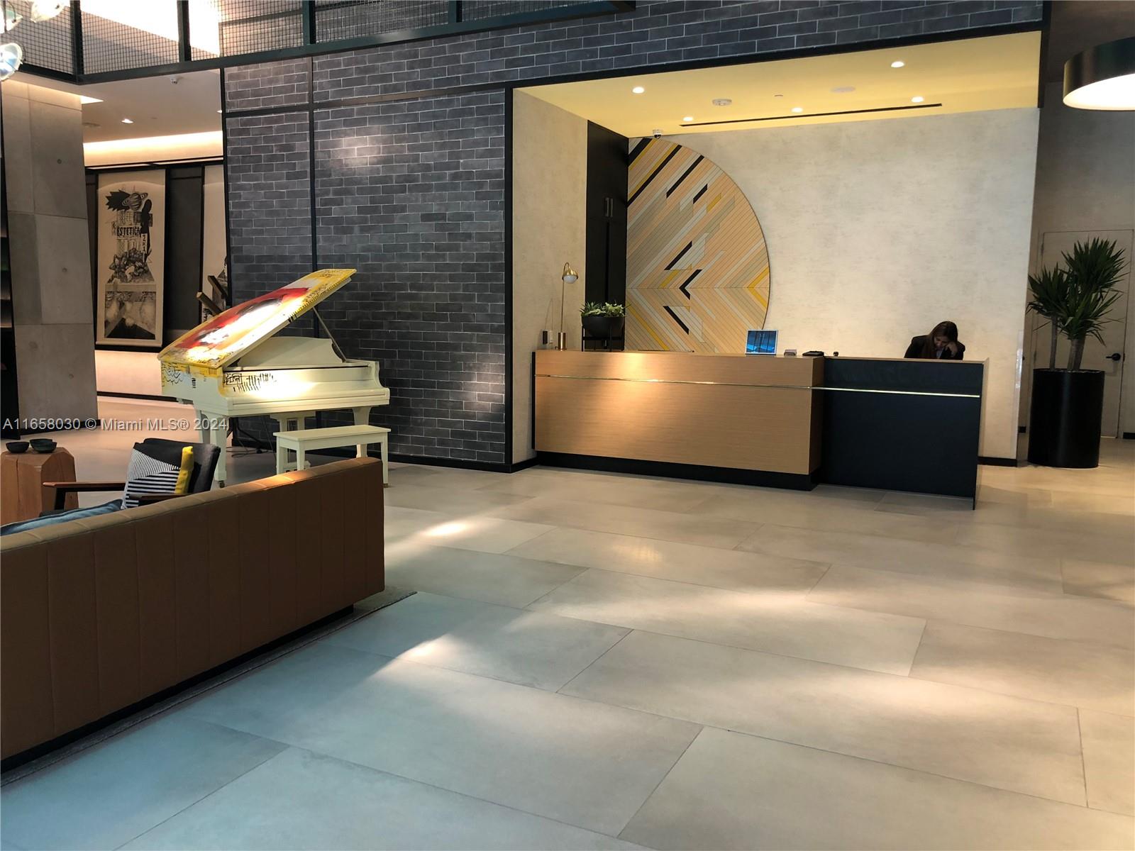 3401 MIDTOWN CONDO - Residential Lease