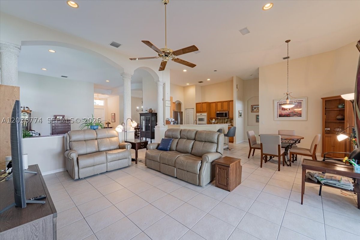 CORAL CREEK REPLAT NO 5 - Residential