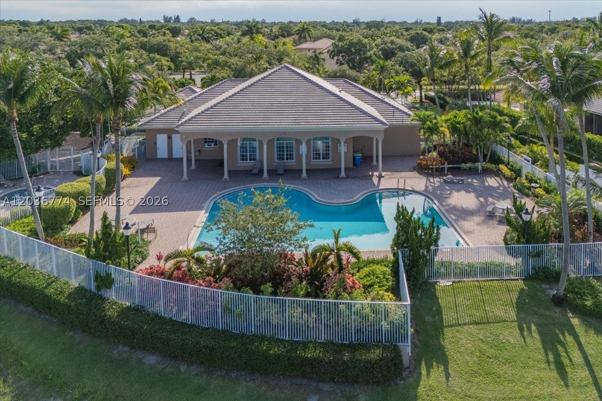 CORAL CREEK REPLAT NO 5 - Residential