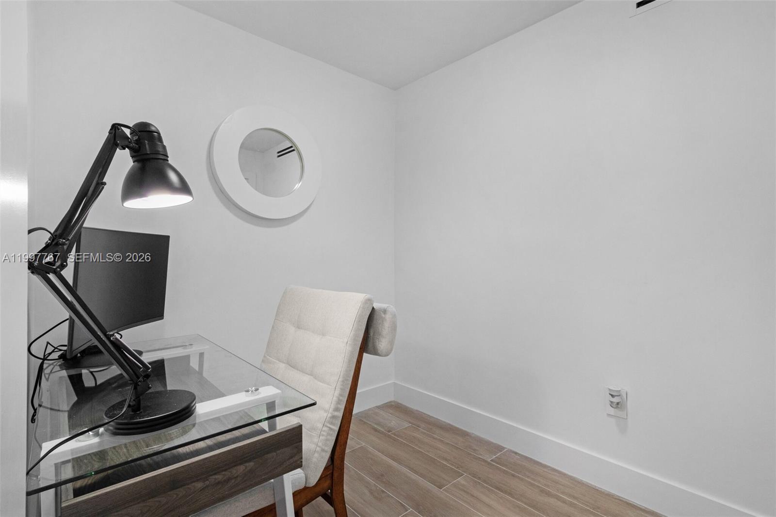 ARLEN BEACH CONDO - Residential