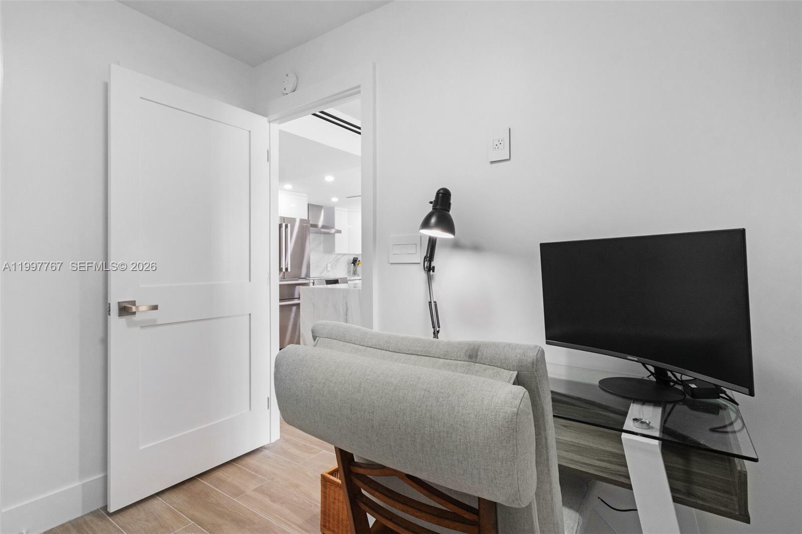 ARLEN BEACH CONDO - Residential