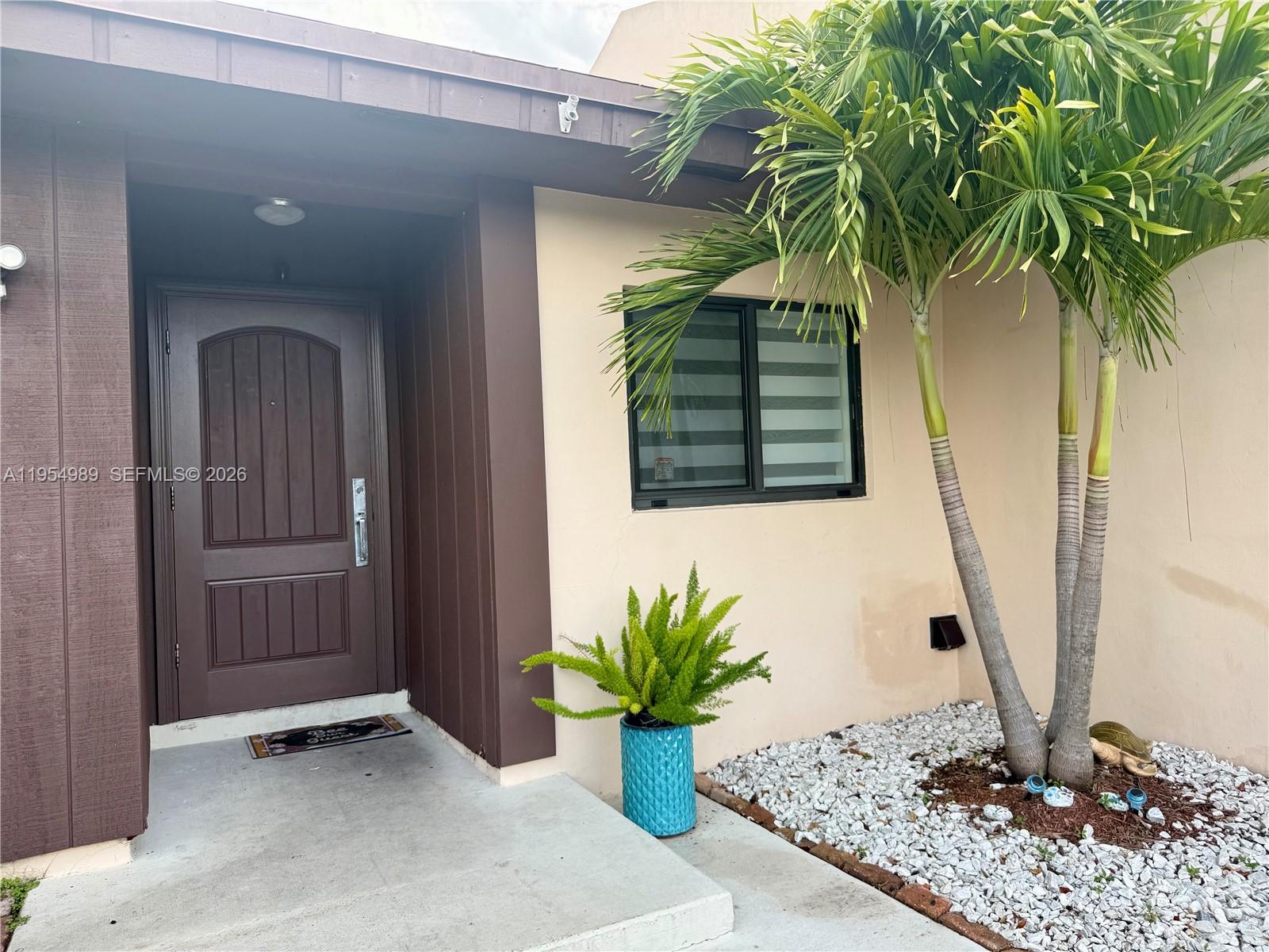 DEVON-AIRE VILLAS SEC 2 - Residential