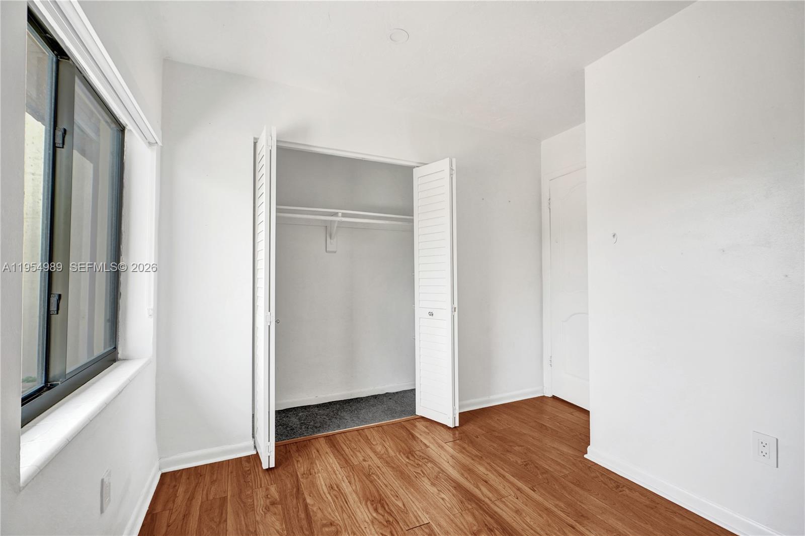 DEVON-AIRE VILLAS SEC 2 - Residential