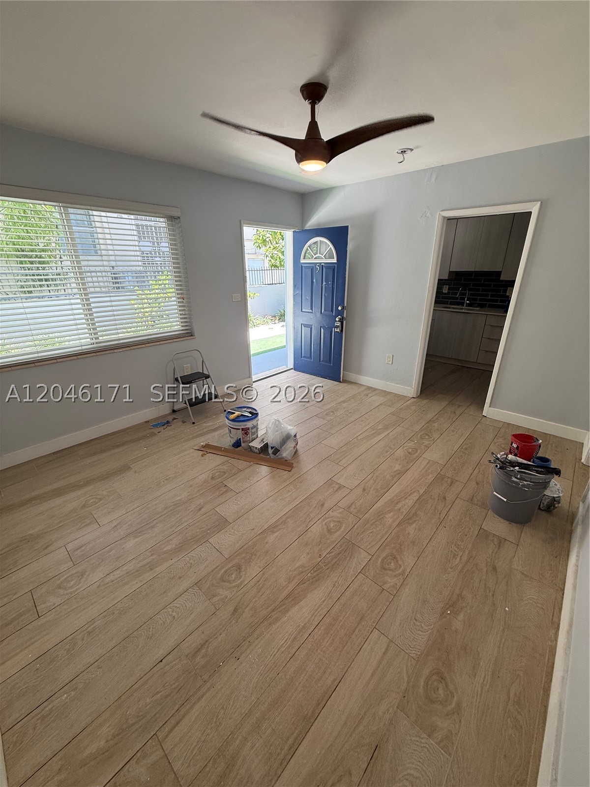 COMMERCIAL SUB - Residential Lease
