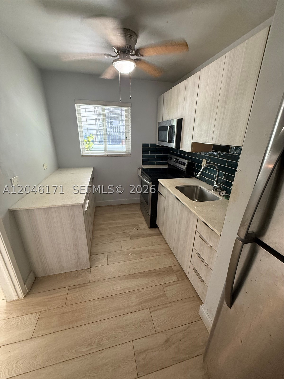 COMMERCIAL SUB - Residential Lease