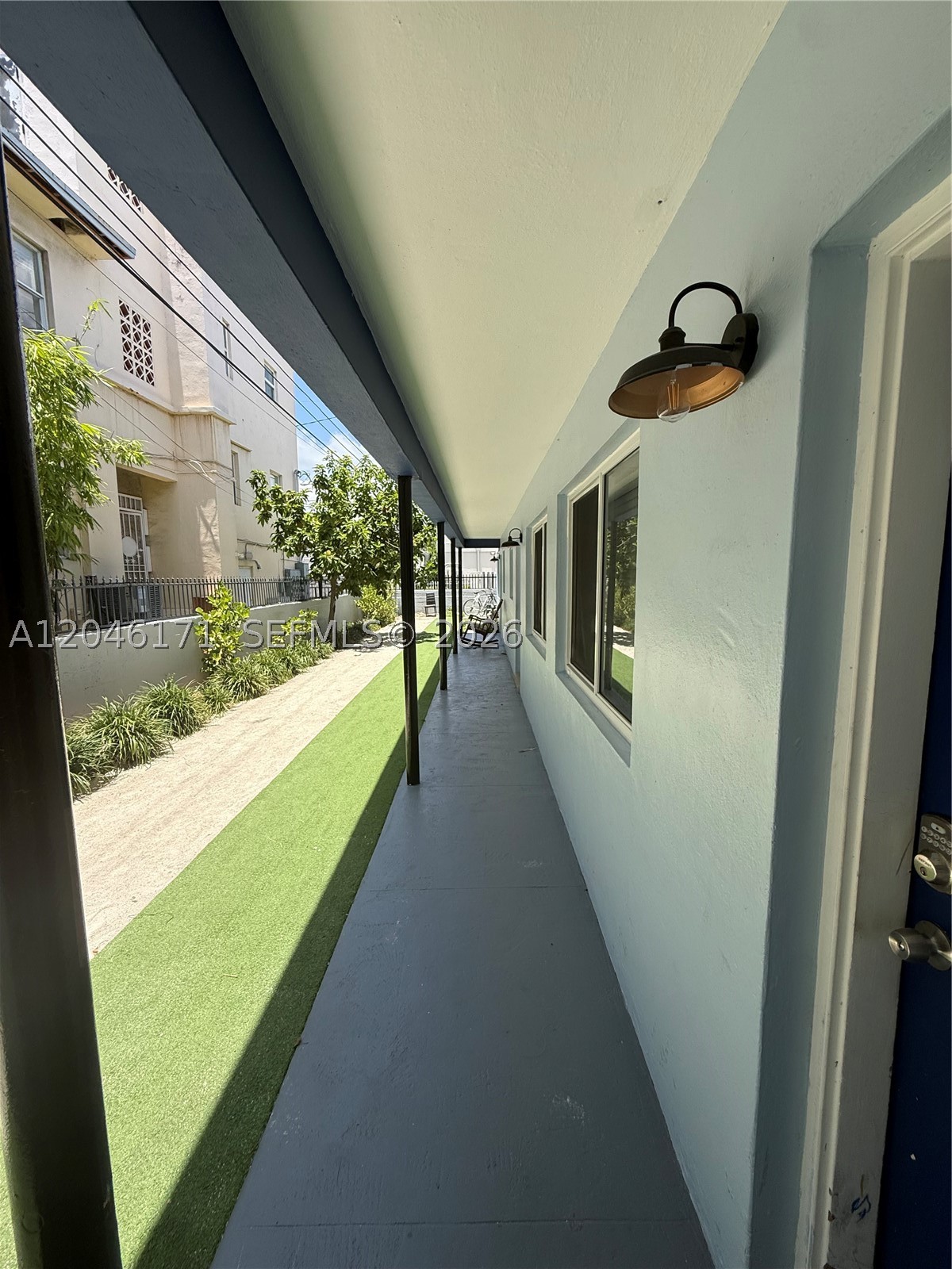 COMMERCIAL SUB - Residential Lease