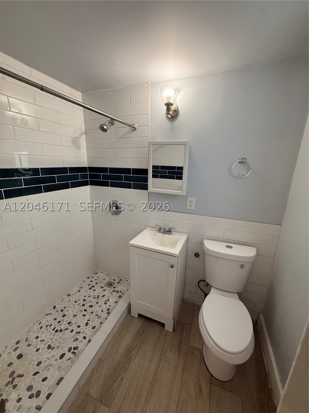 COMMERCIAL SUB - Residential Lease