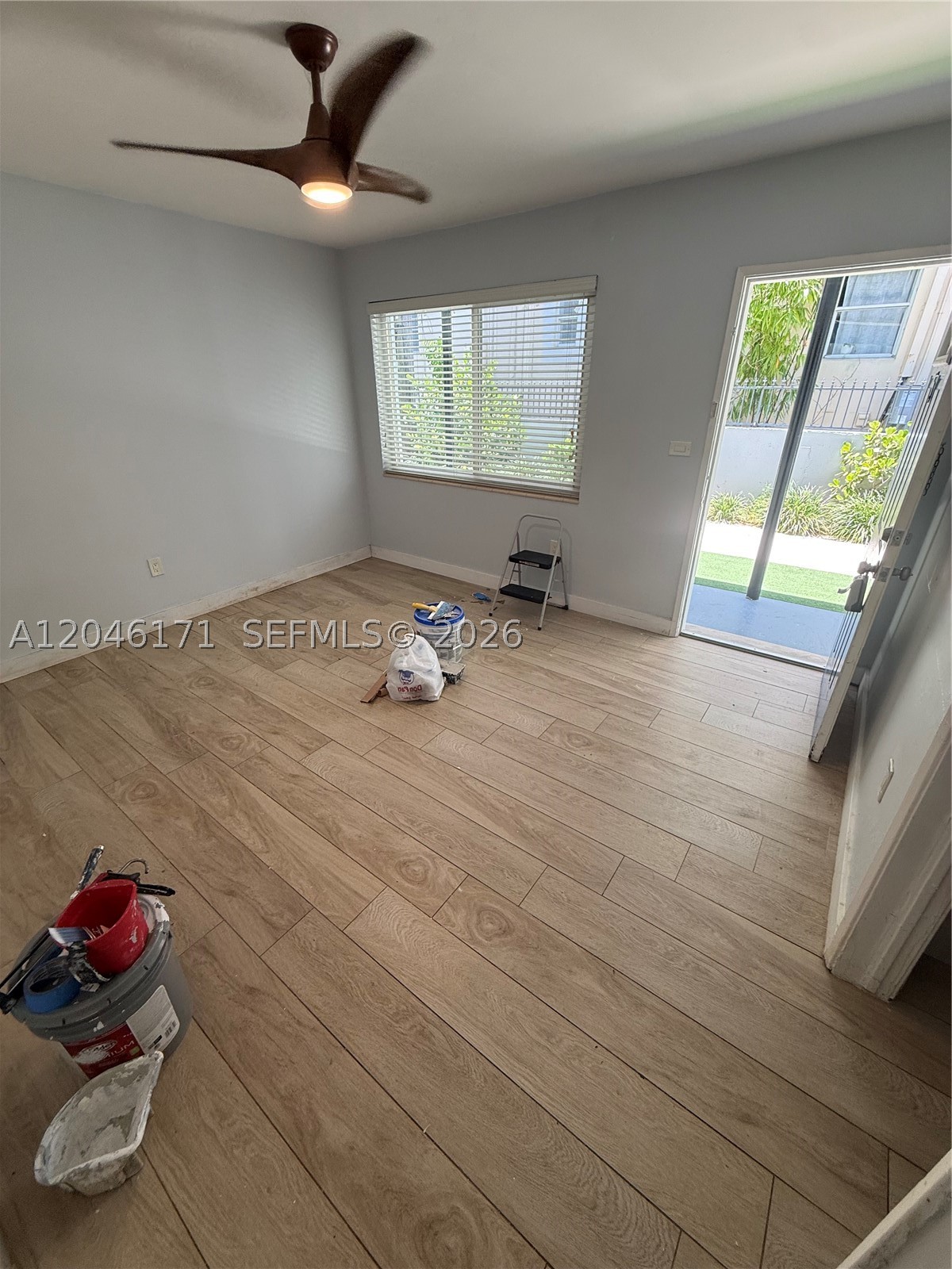COMMERCIAL SUB - Residential Lease
