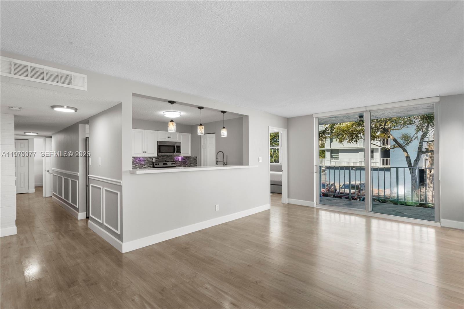 REEF EAST CONDO - Residential
