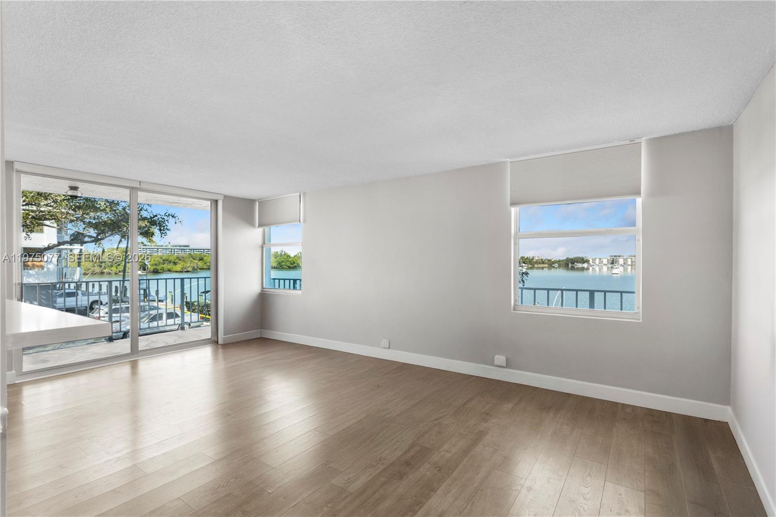 REEF EAST CONDO - Residential