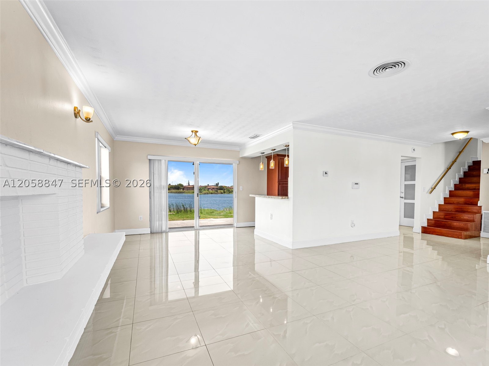REV LAKE VIEW ESTATES UNI - Residential